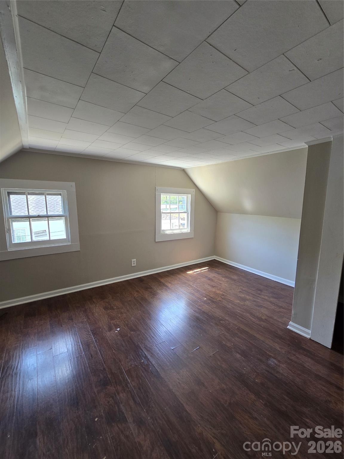 184 Cabarrus Avenue E — Concord