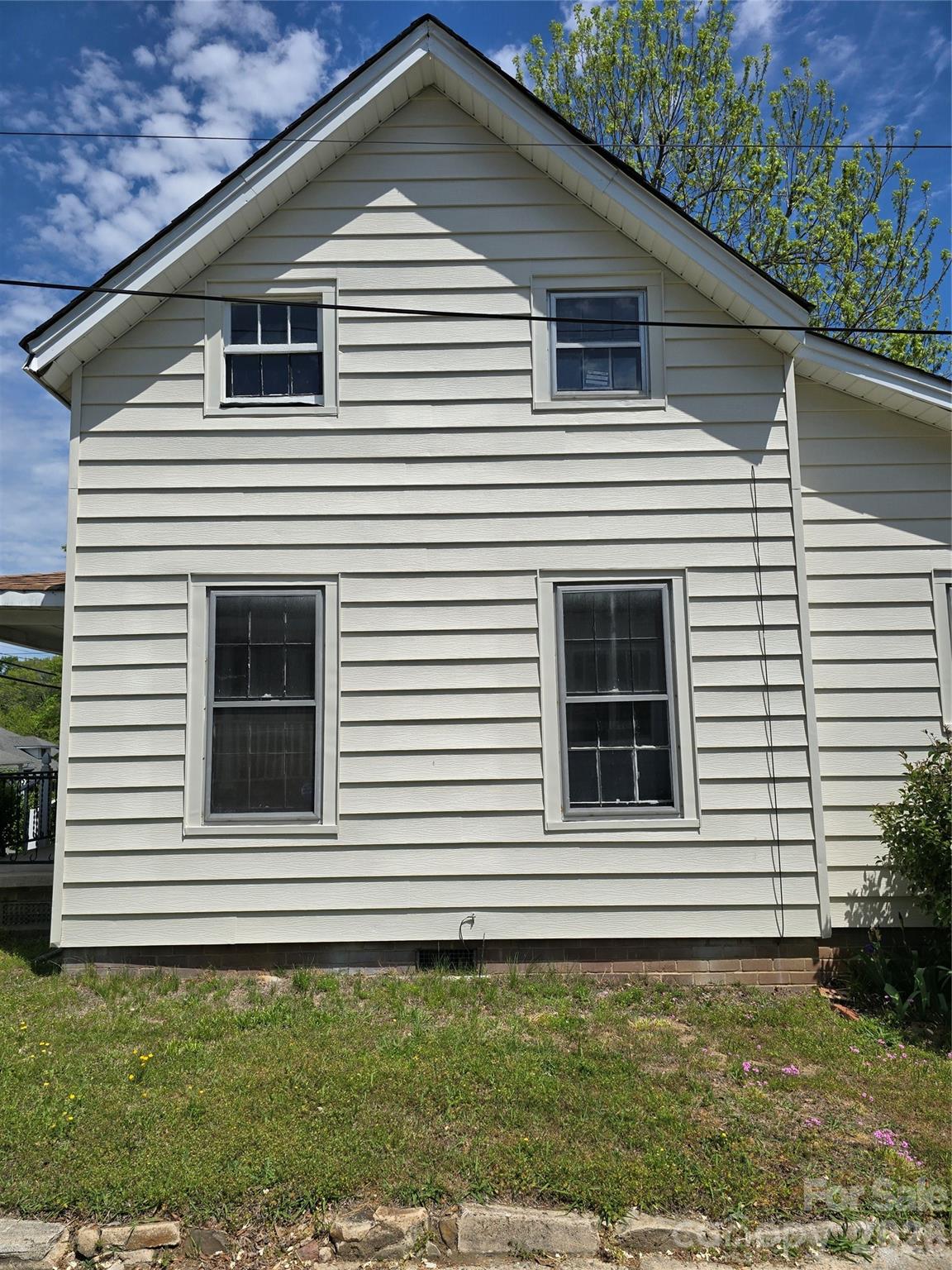 184 Cabarrus Avenue E — Concord