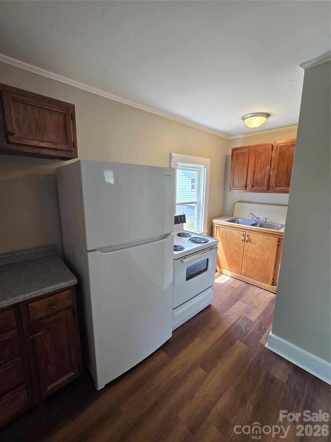 184 Cabarrus Avenue E — Concord