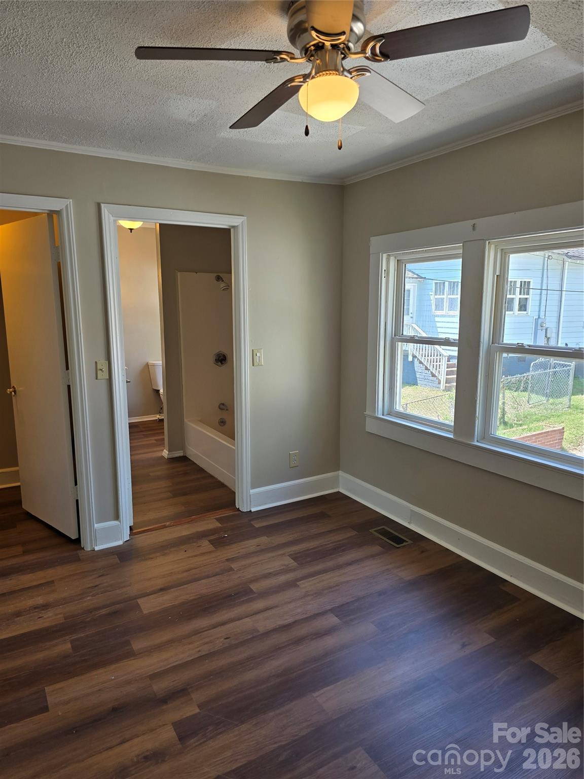 184 Cabarrus Avenue E — Concord