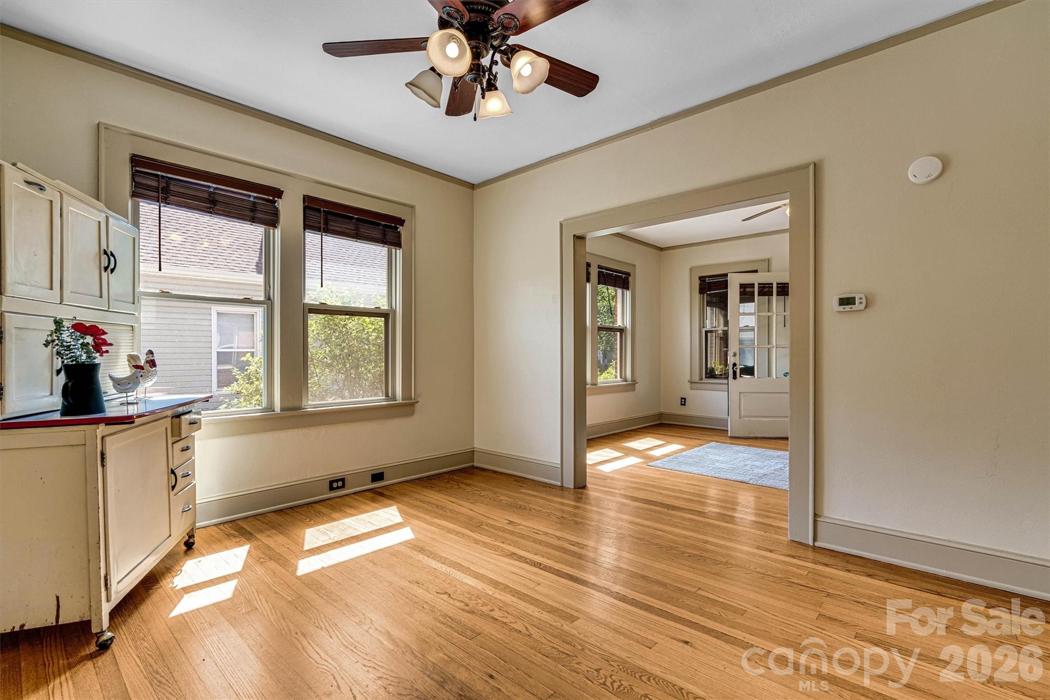 220 W 8th Street — Newton