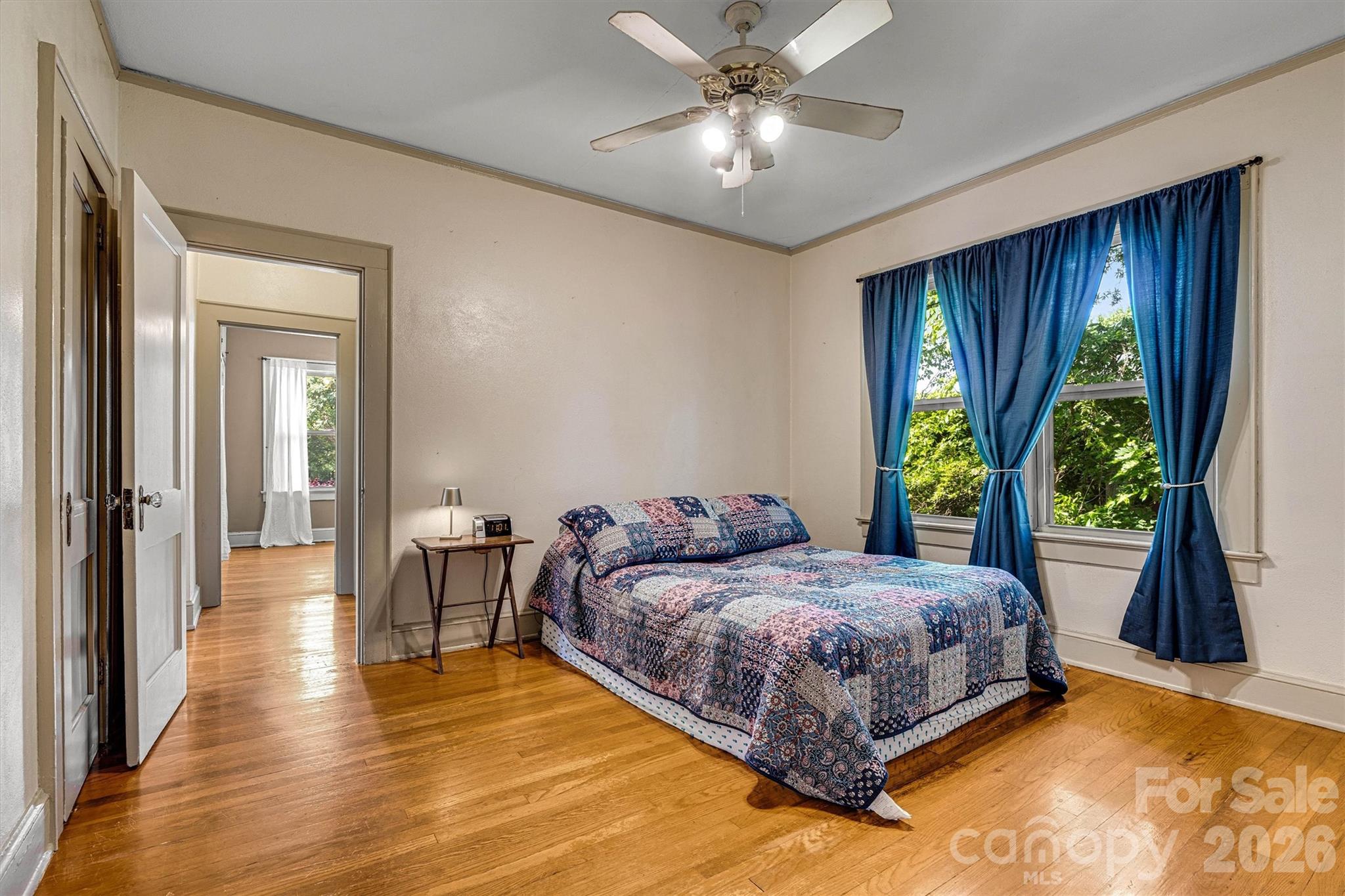 220 W 8th Street — Newton