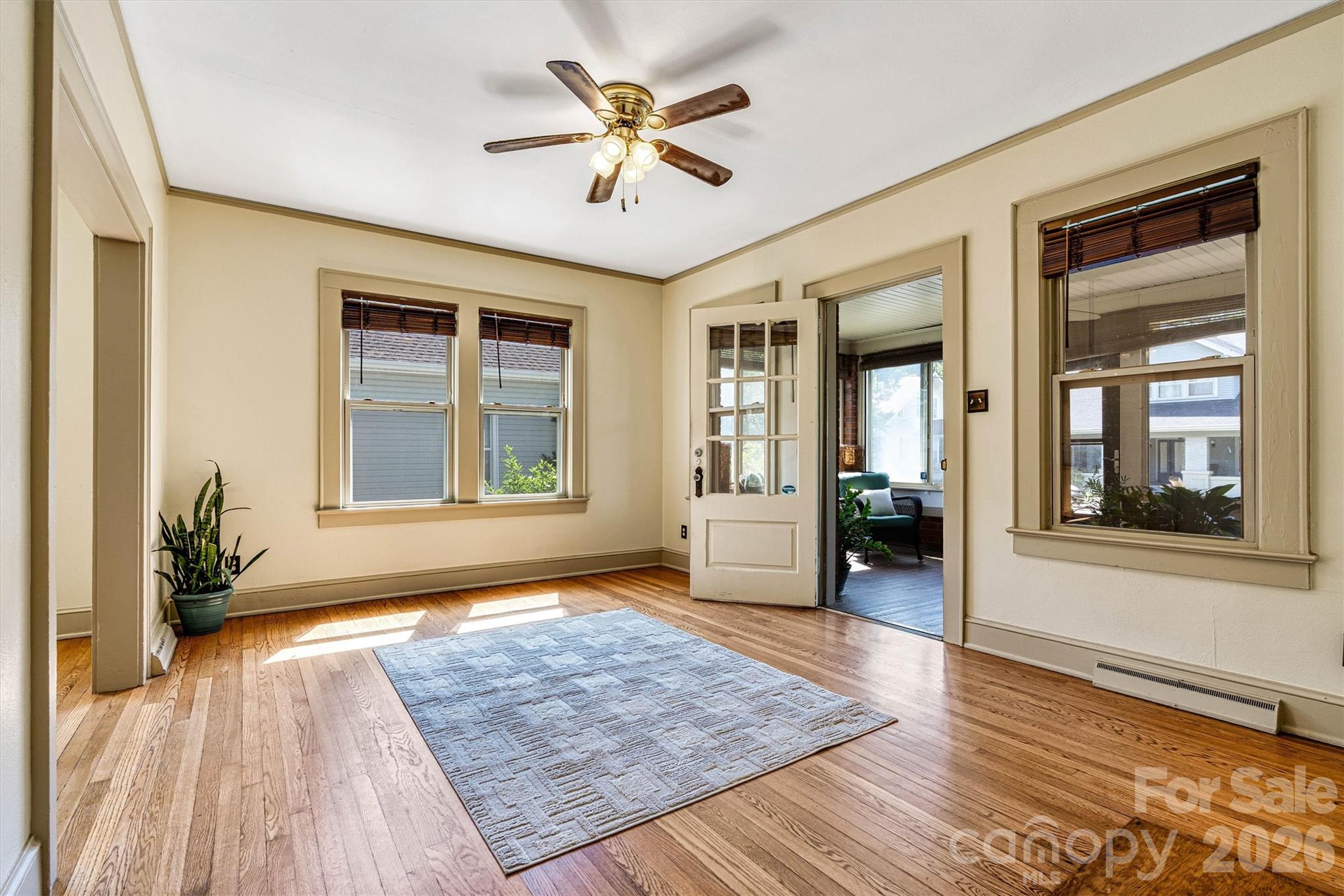 220 W 8th Street — Newton