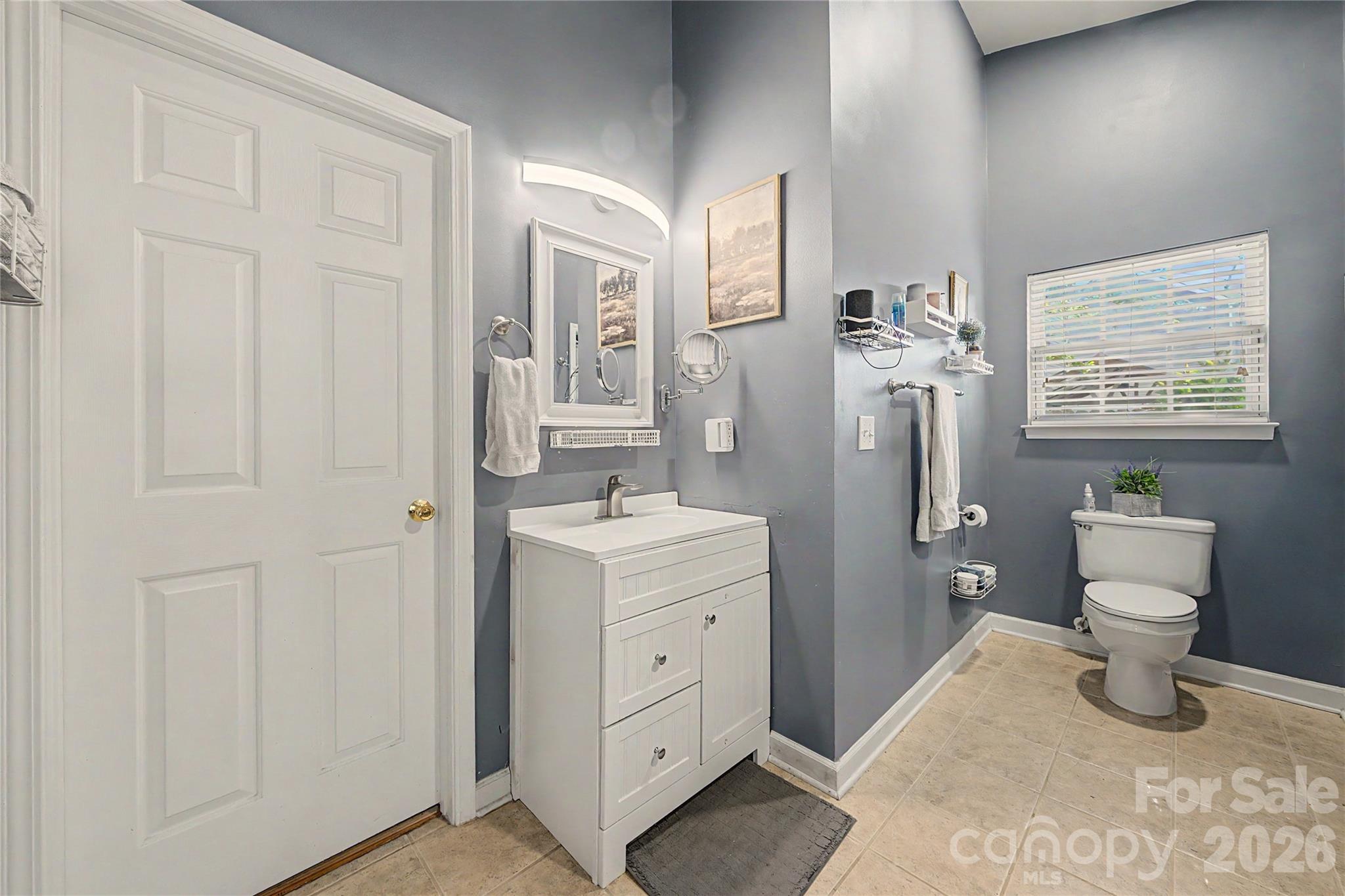 1110 Newfound Hollow Drive — Charlotte
