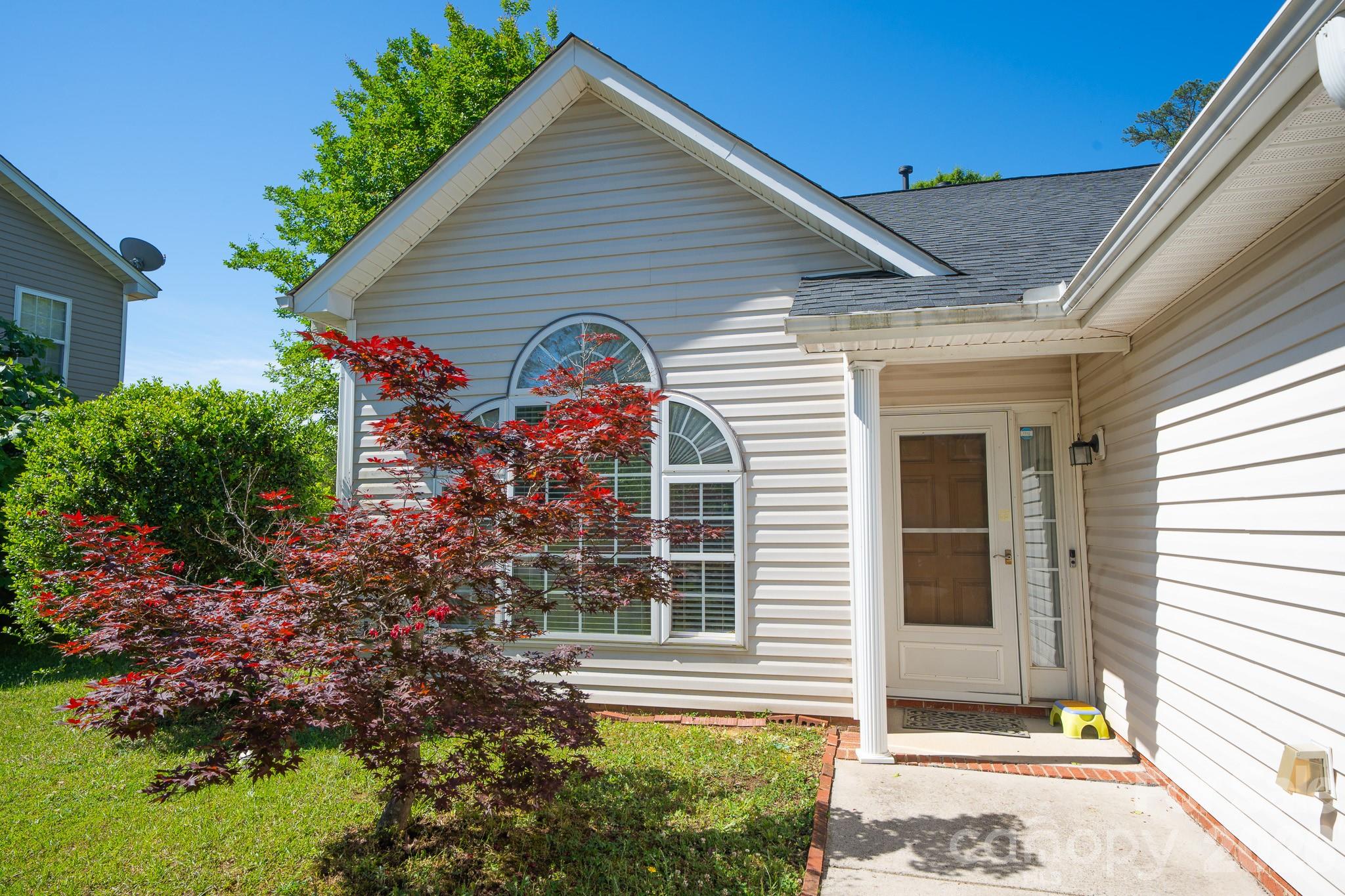 1110 Newfound Hollow Drive — Charlotte
