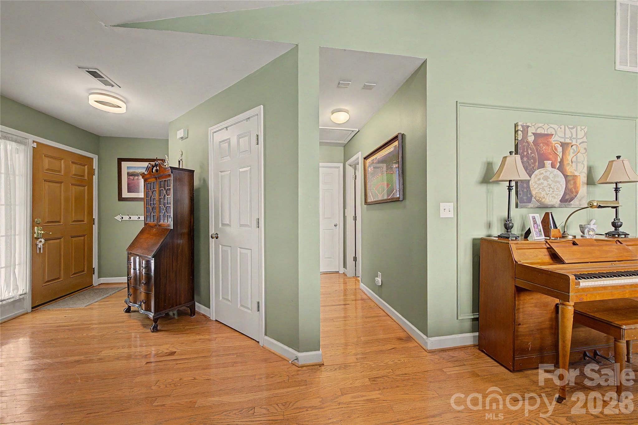 1110 Newfound Hollow Drive — Charlotte