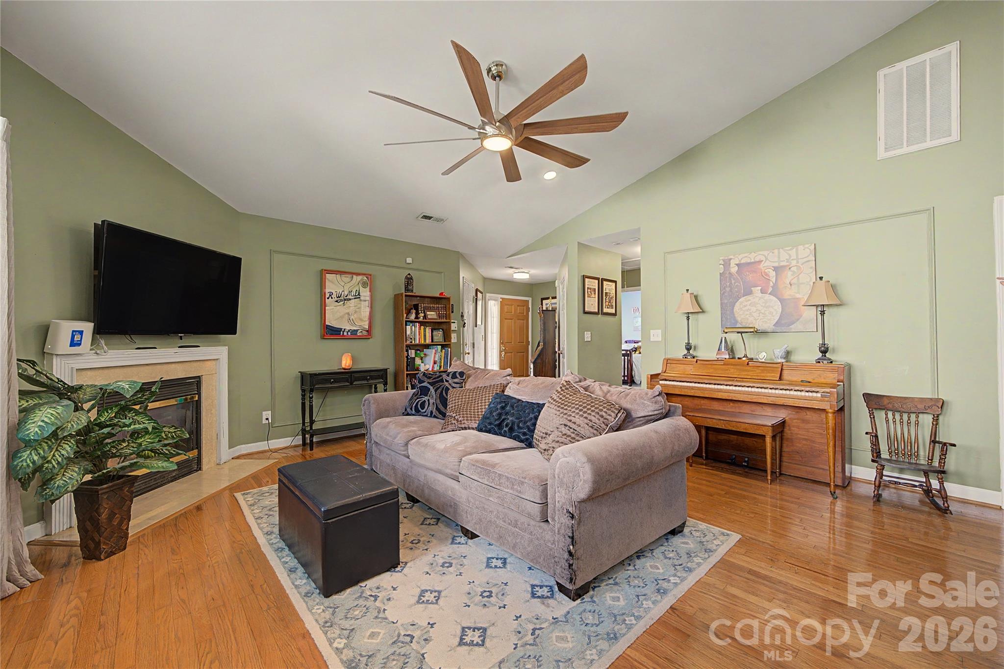 1110 Newfound Hollow Drive — Charlotte