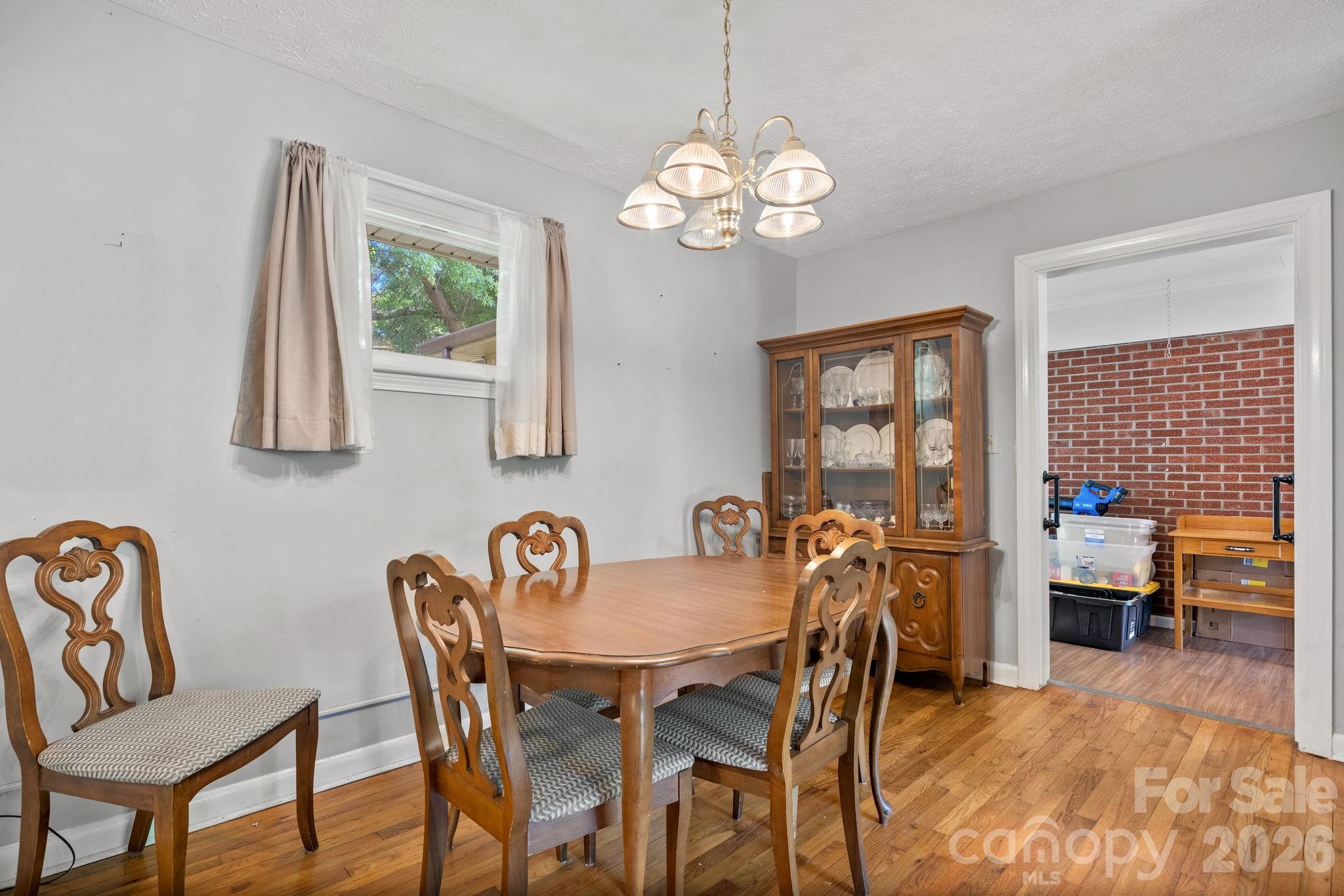 2881 Highline Avenue — Valdese