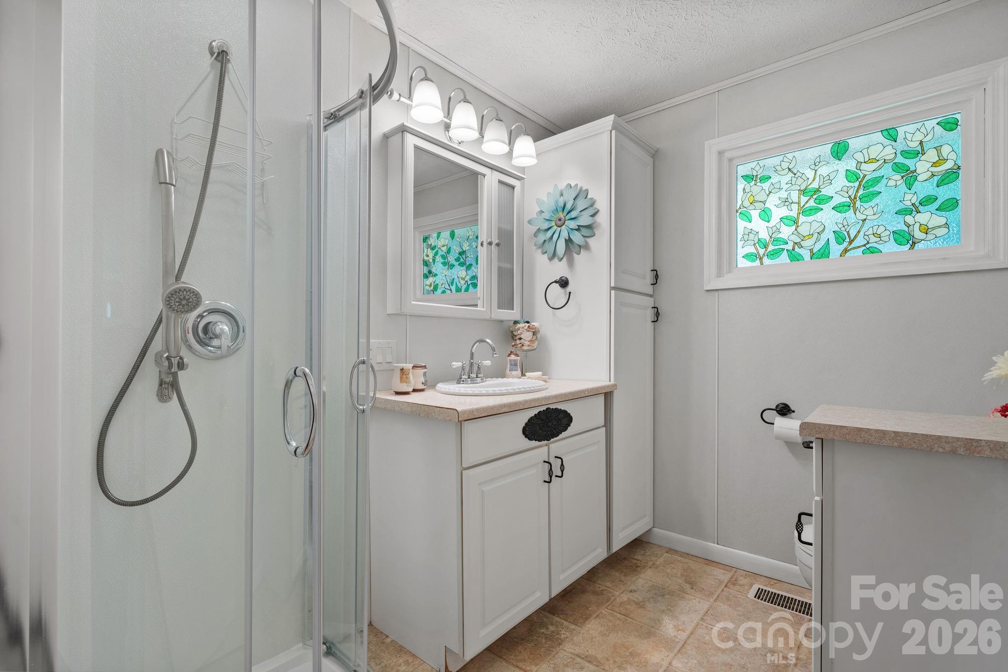 2881 Highline Avenue — Valdese