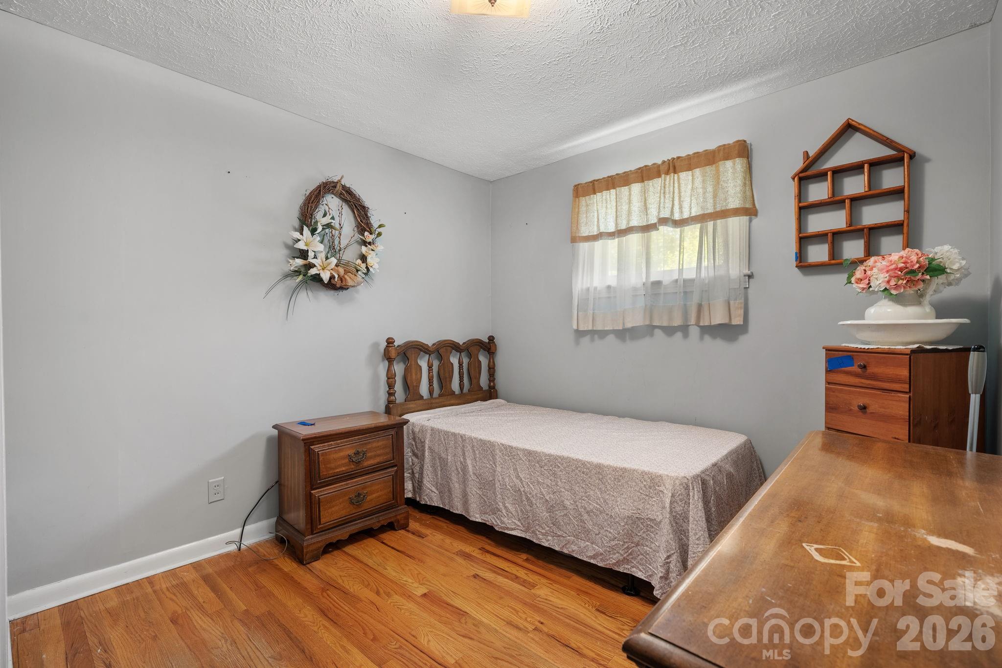 2881 Highline Avenue — Valdese