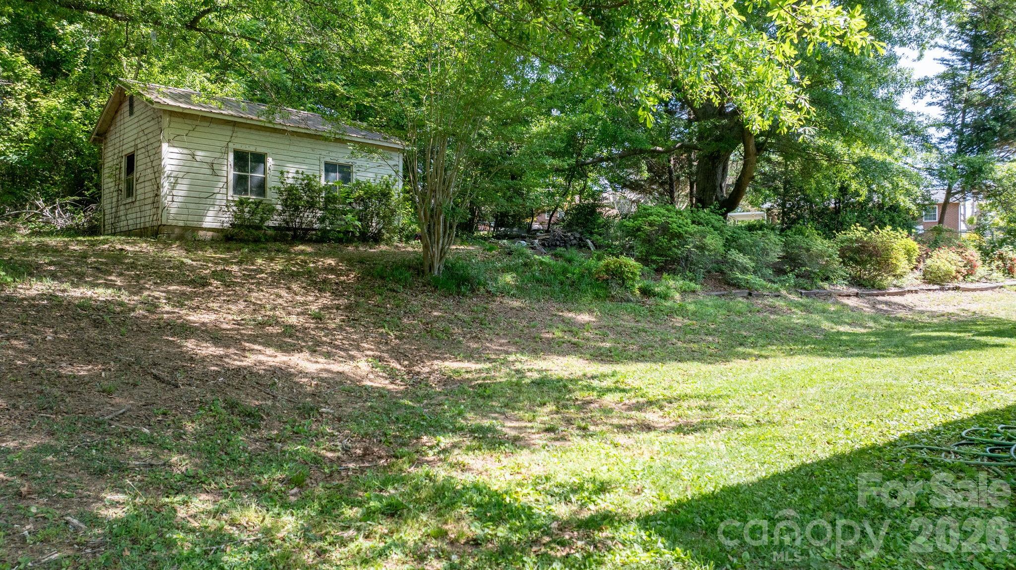 2881 Highline Avenue — Valdese