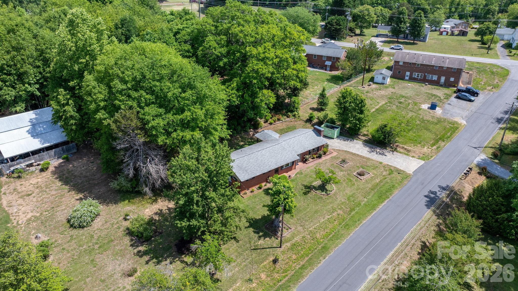 2881 Highline Avenue — Valdese