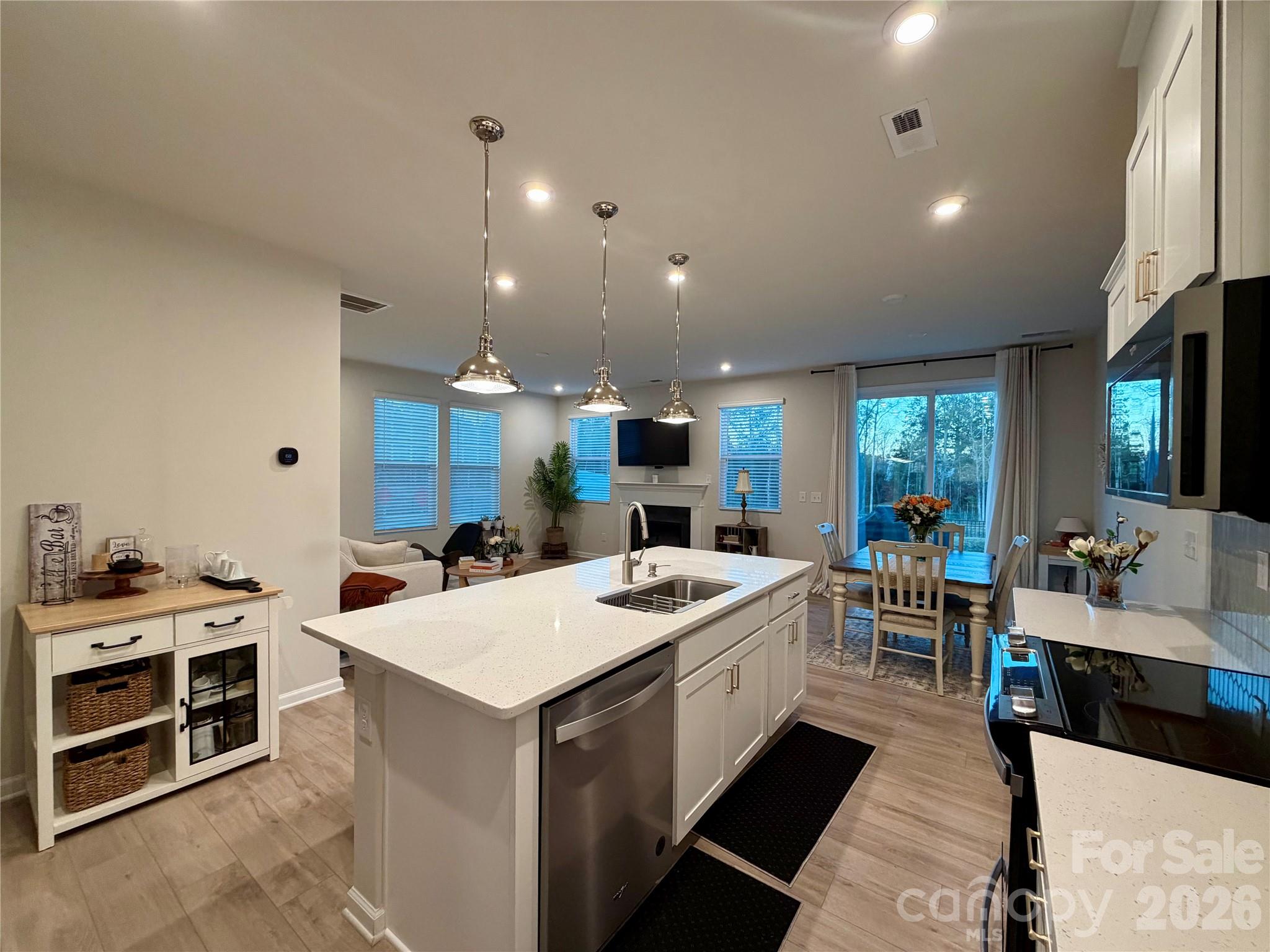 14618 Tamarack Drive — Charlotte