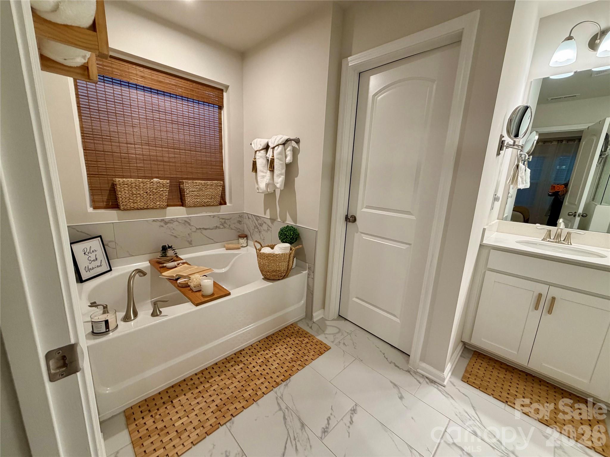 14618 Tamarack Drive — Charlotte