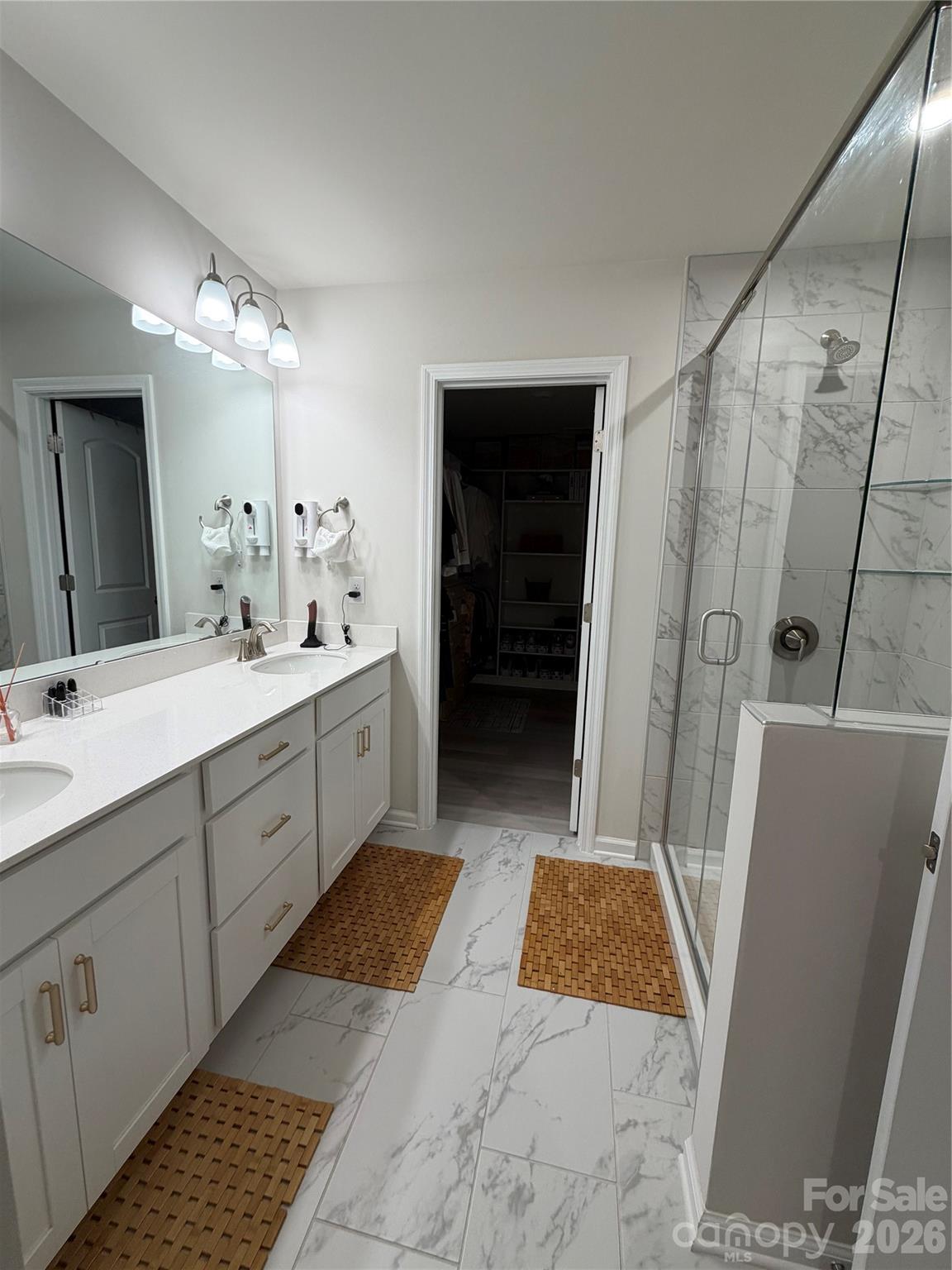14618 Tamarack Drive — Charlotte
