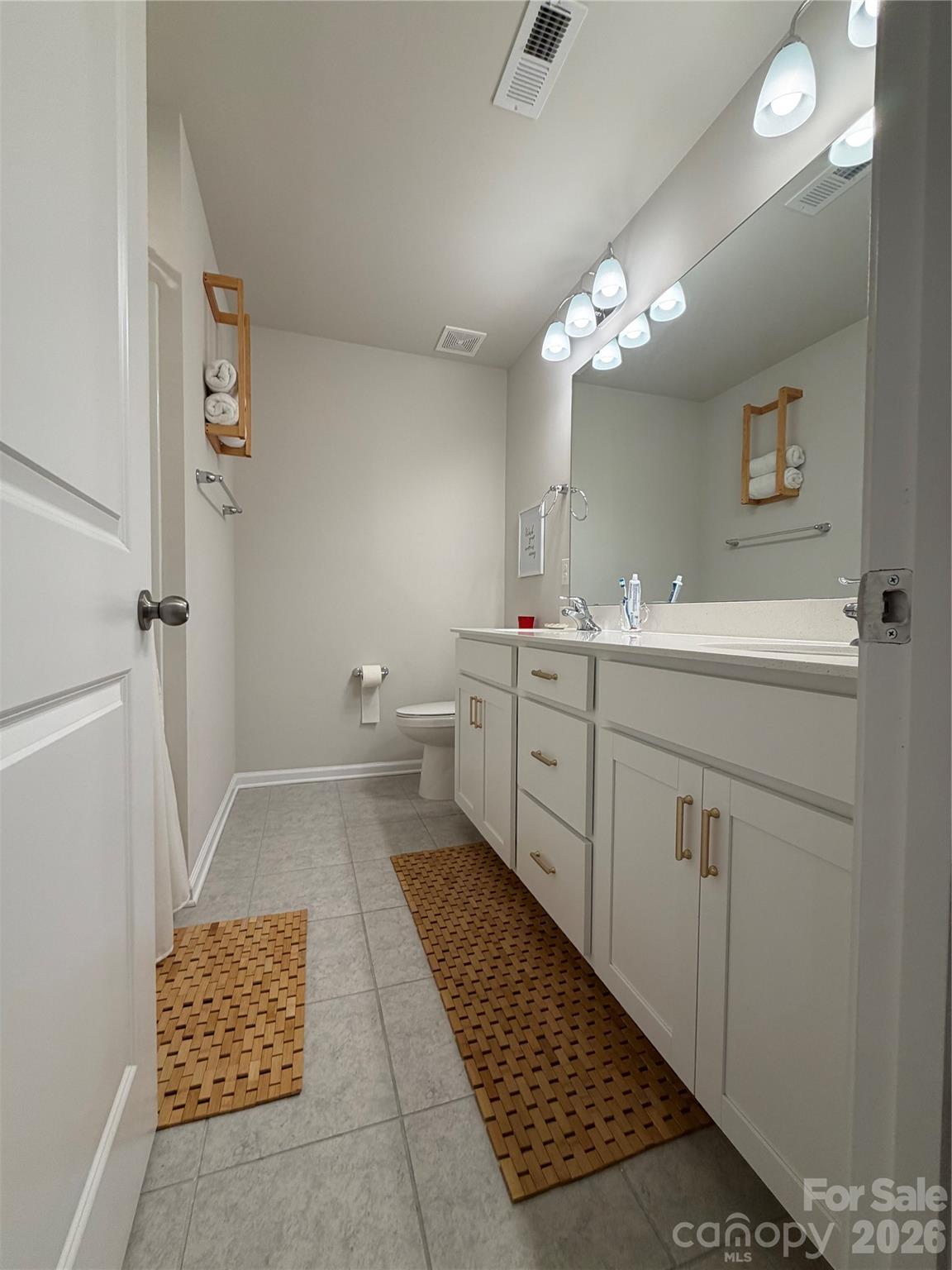 14618 Tamarack Drive — Charlotte
