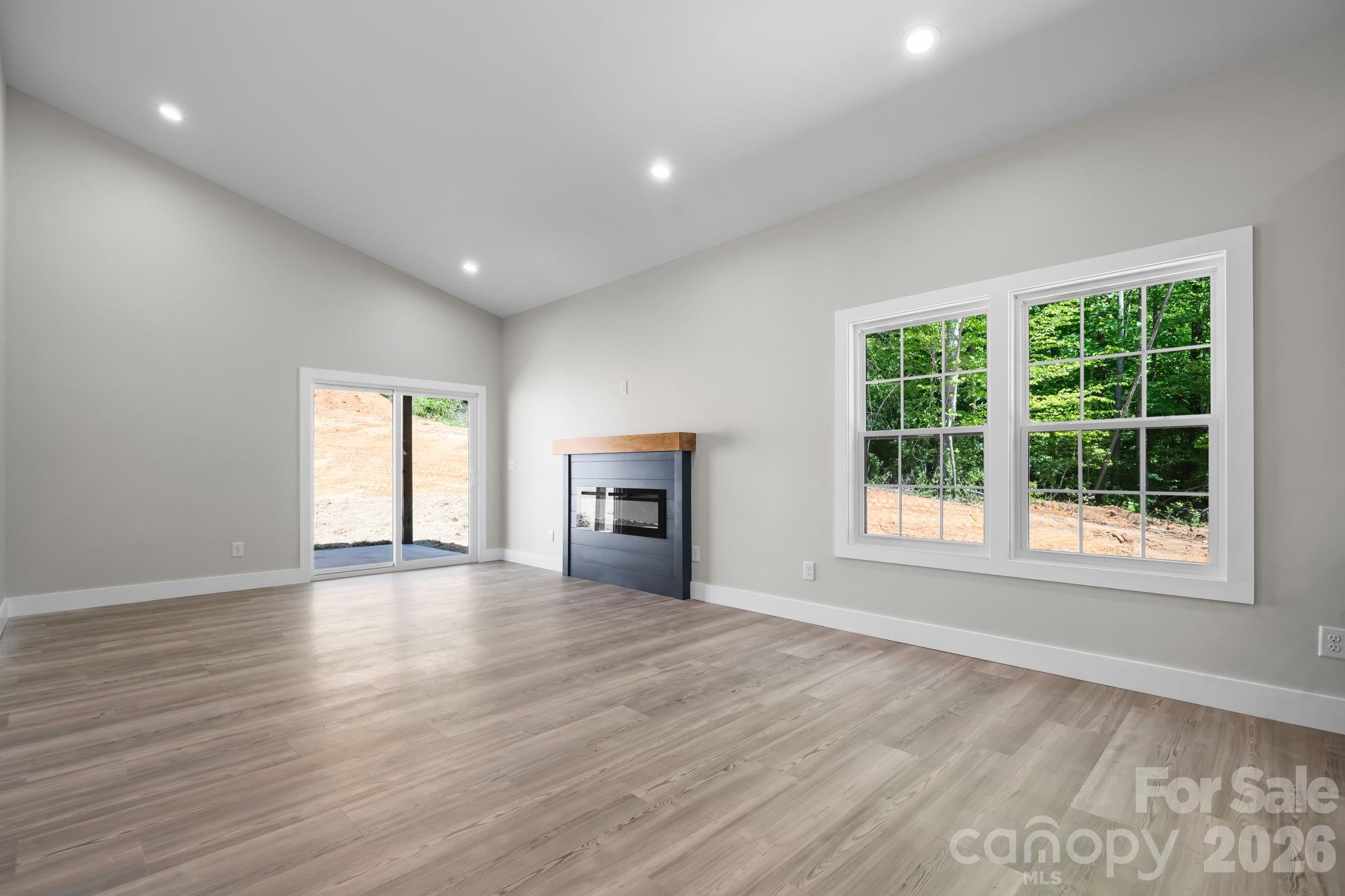 921 Overlook Drive SW — Lenoir