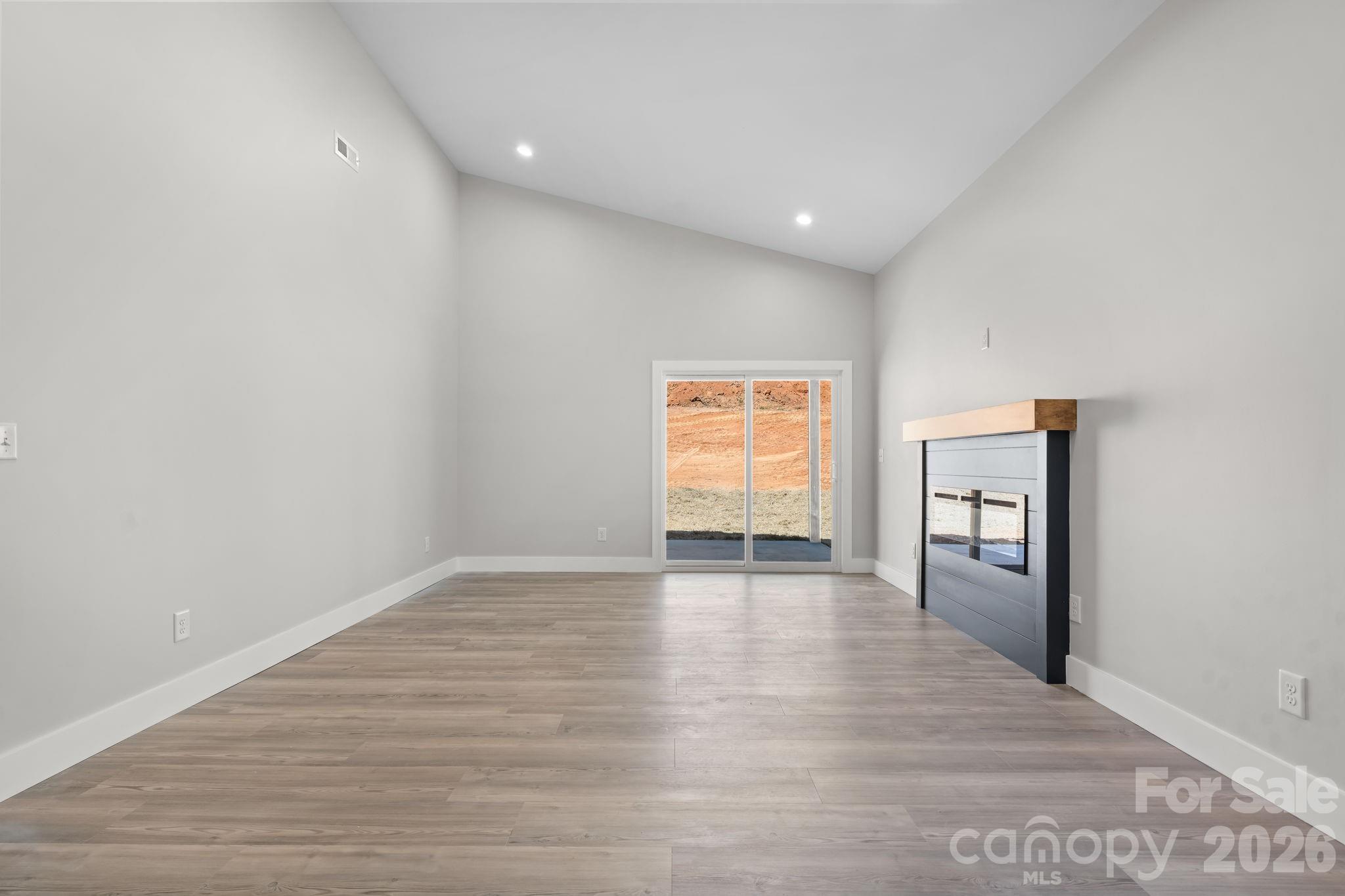 921 Overlook Drive SW — Lenoir