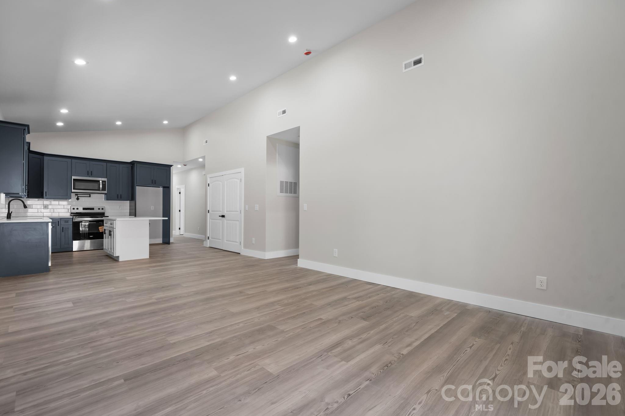 921 Overlook Drive SW — Lenoir