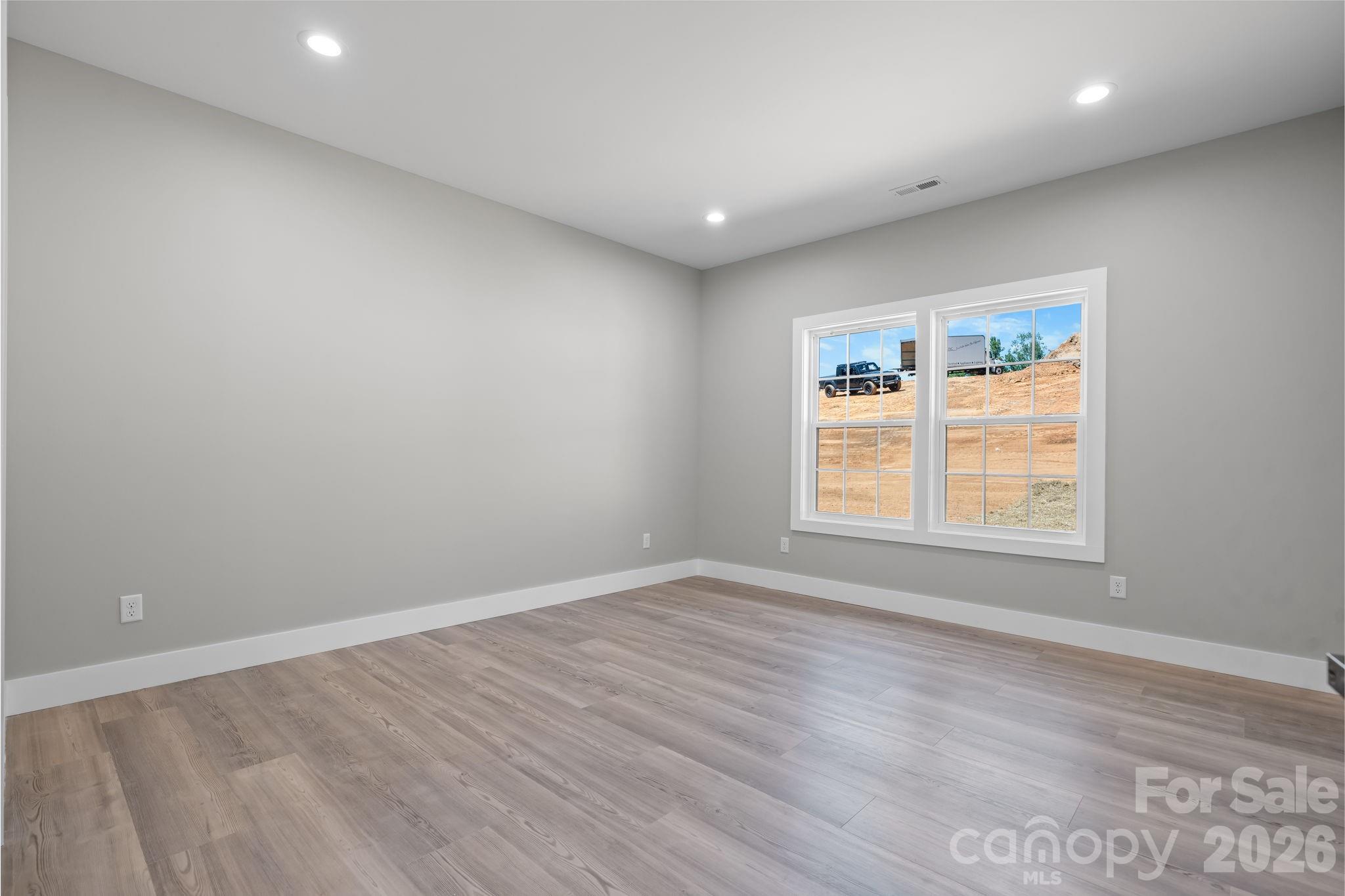 921 Overlook Drive SW — Lenoir