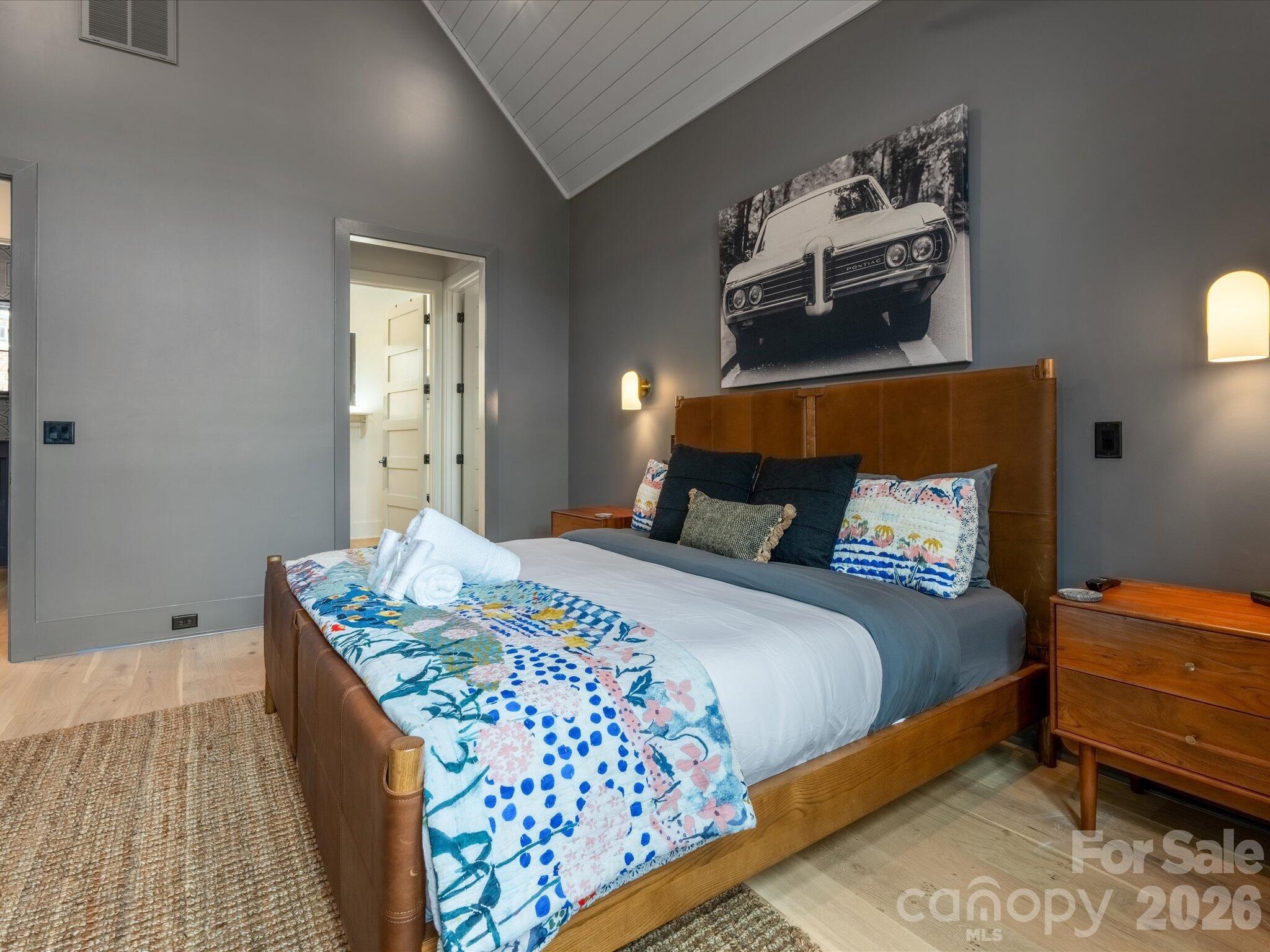 562 Normandy Road — Mooresville
