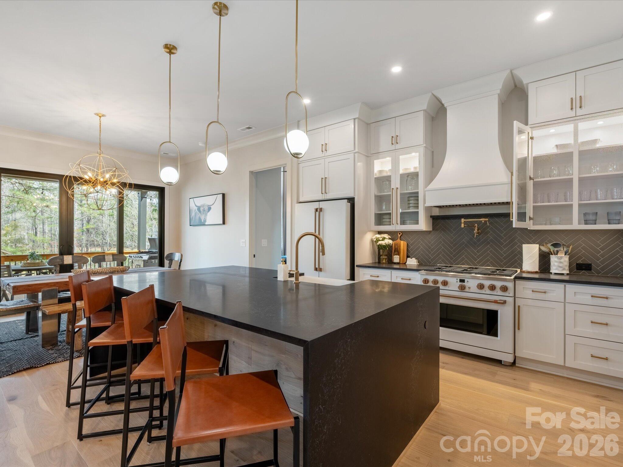 562 Normandy Road — Mooresville
