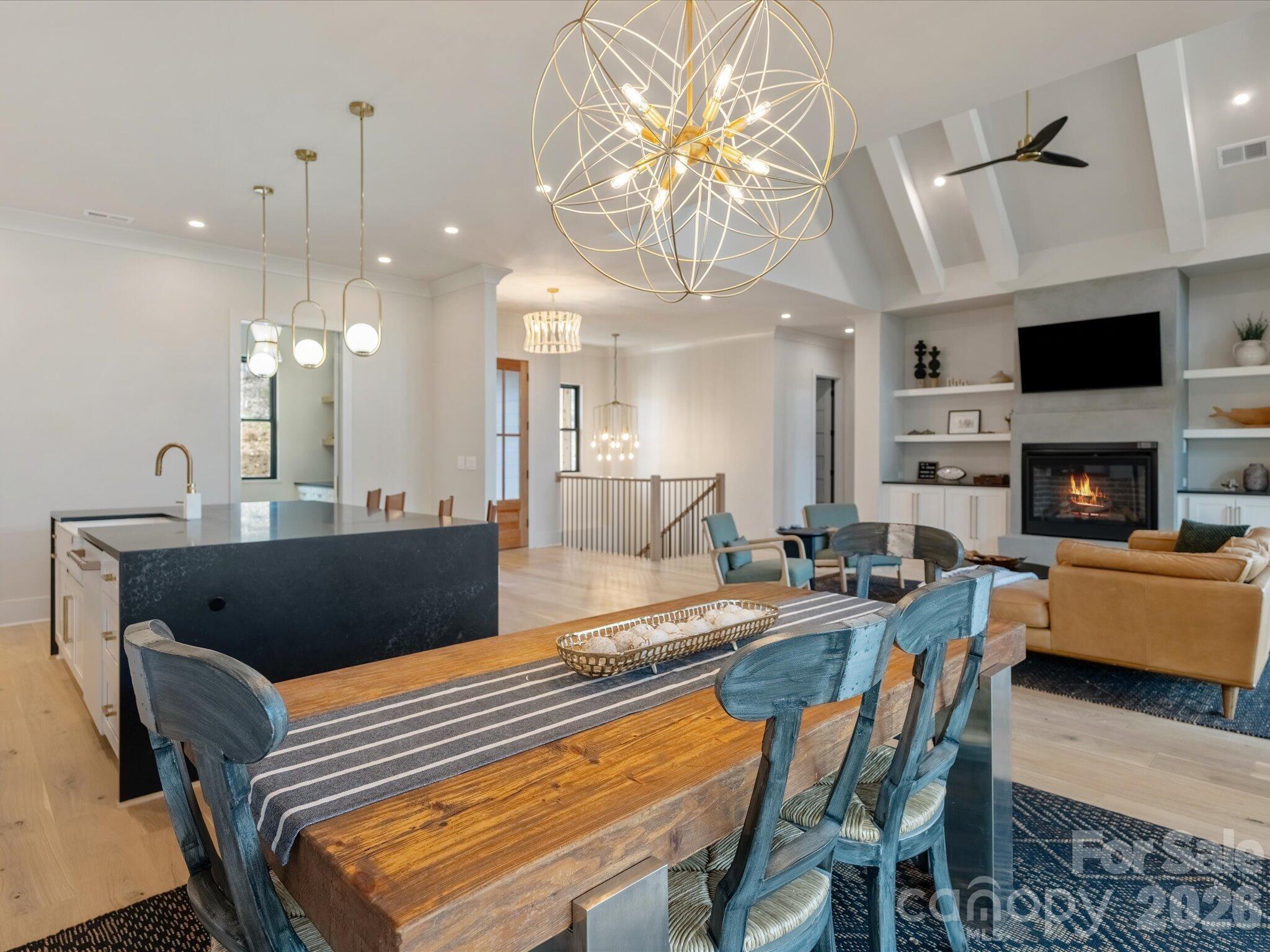 562 Normandy Road — Mooresville
