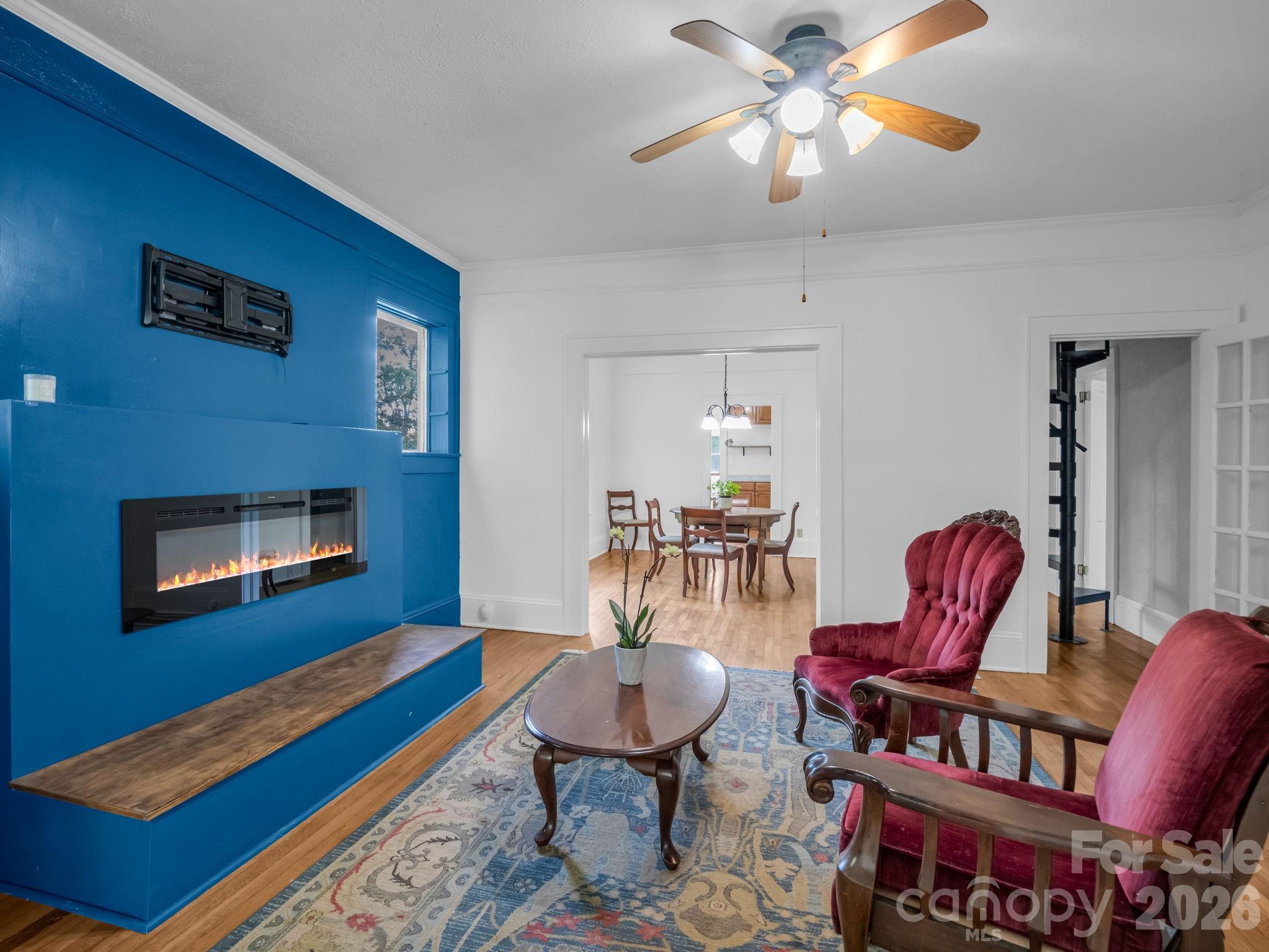 1534 Kensington Road — Hendersonville