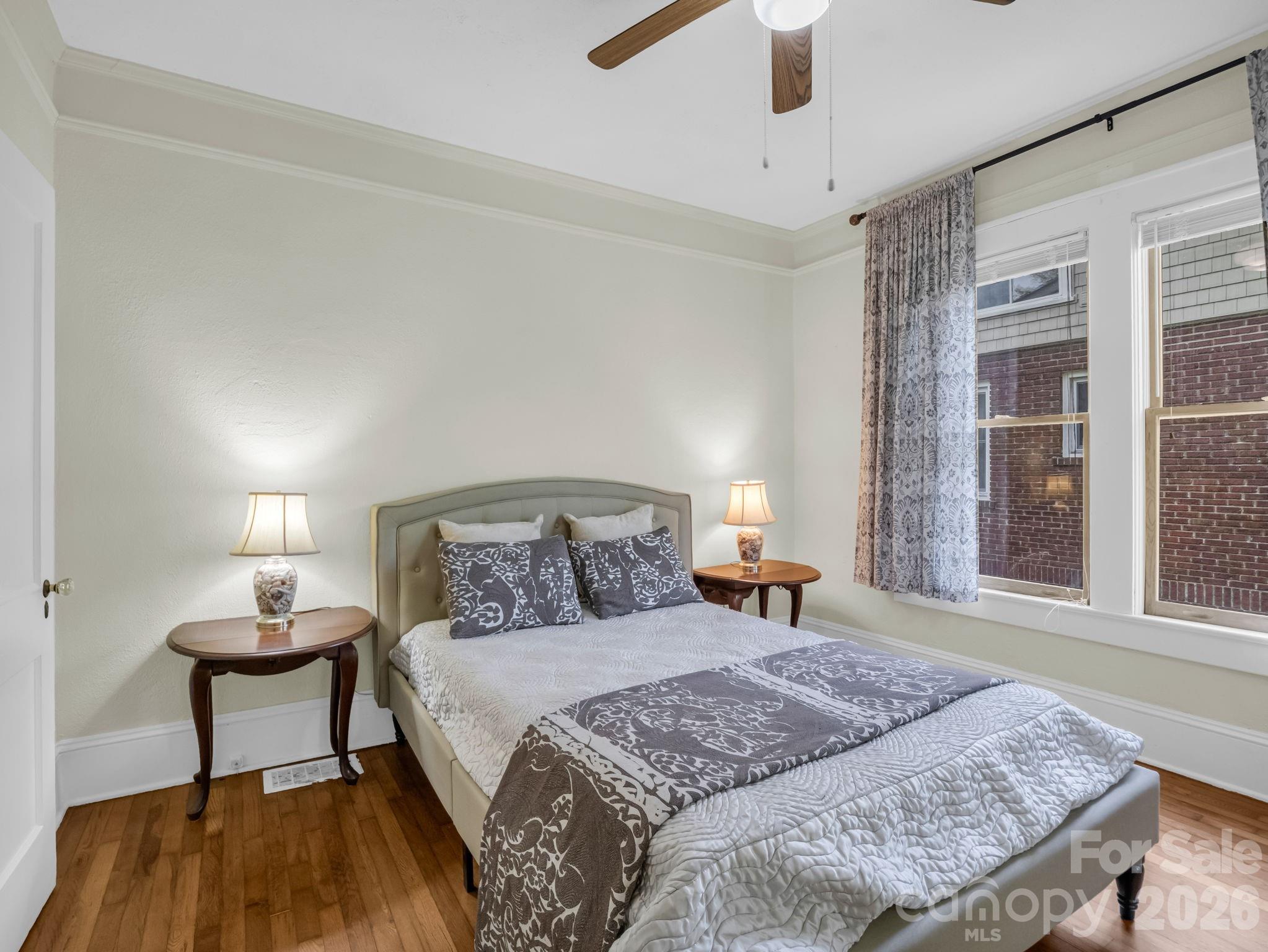 1534 Kensington Road — Hendersonville
