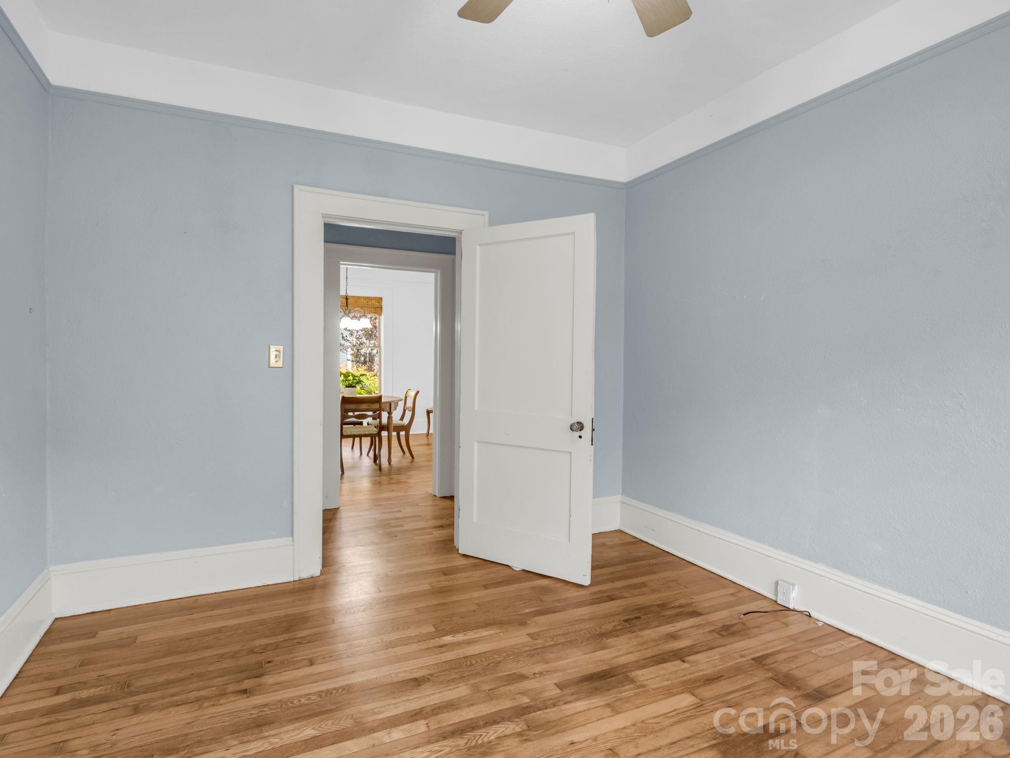 1534 Kensington Road — Hendersonville