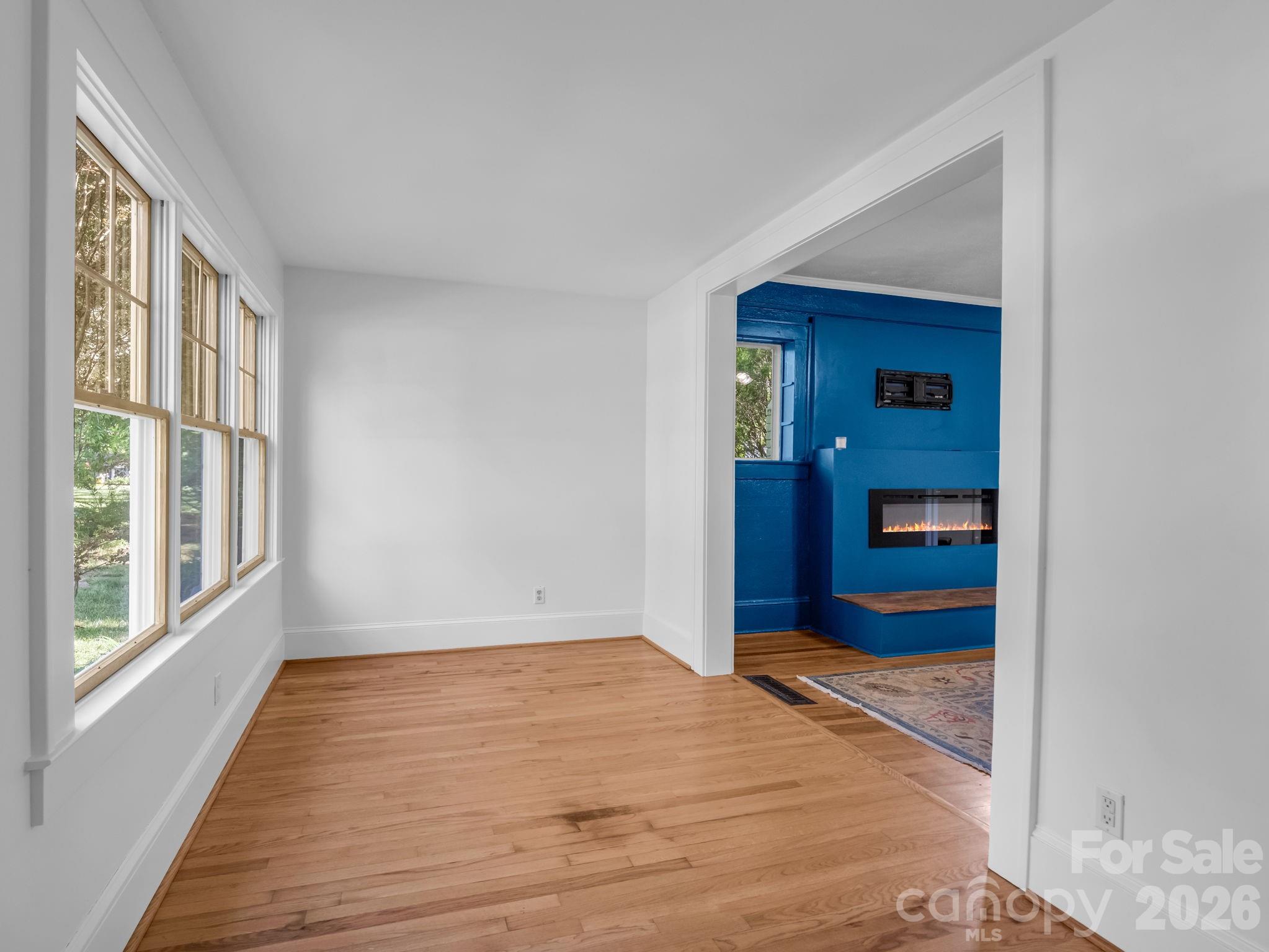 1534 Kensington Road — Hendersonville