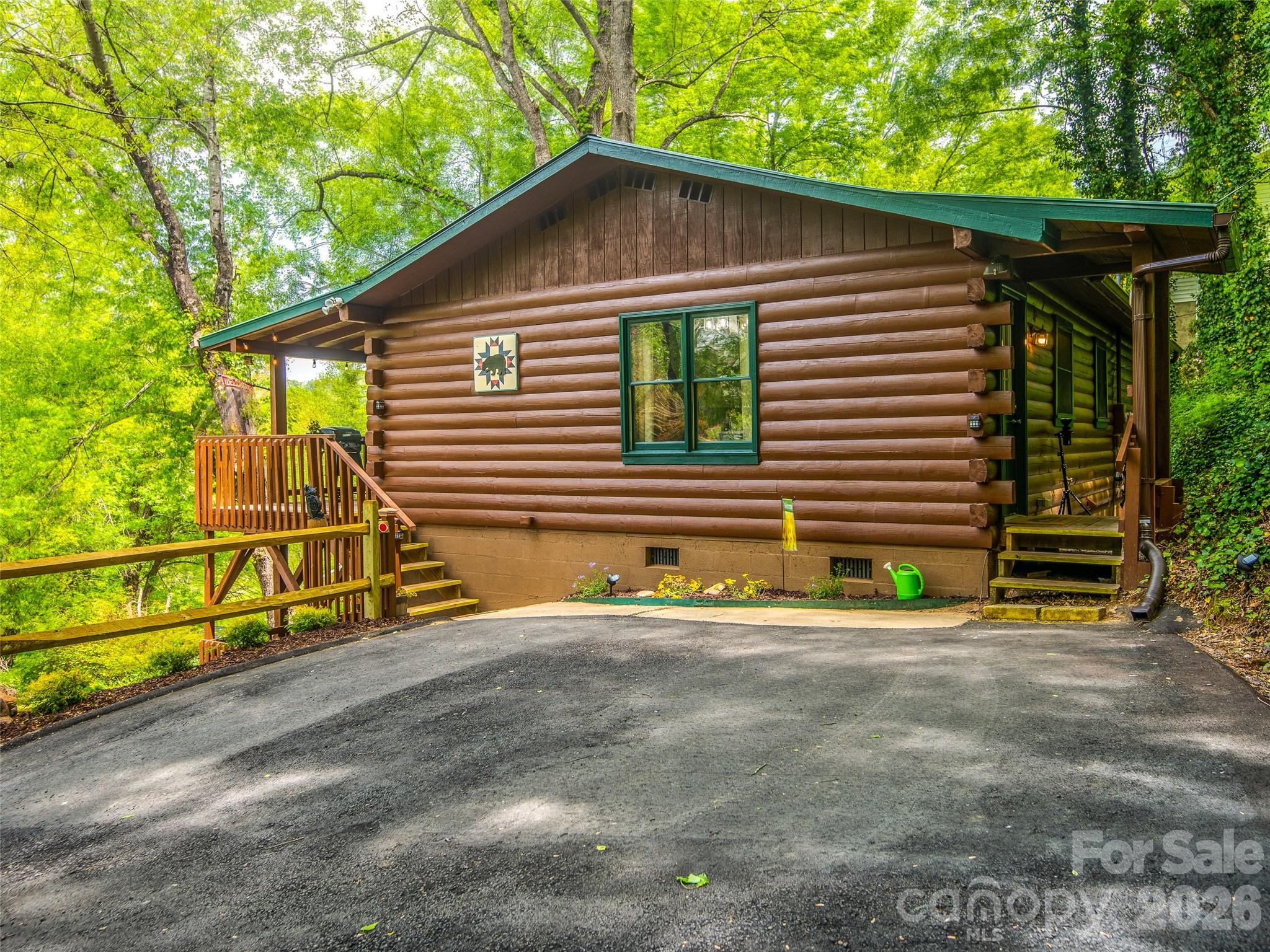 154 Cedarwood Drive — Waynesville