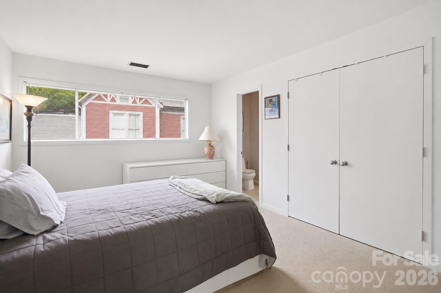 517 N Poplar Street — Charlotte