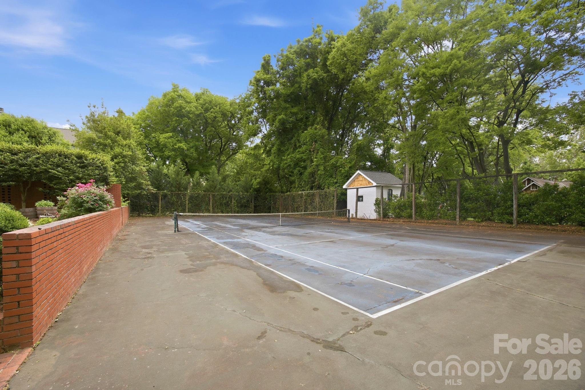 517 N Poplar Street — Charlotte