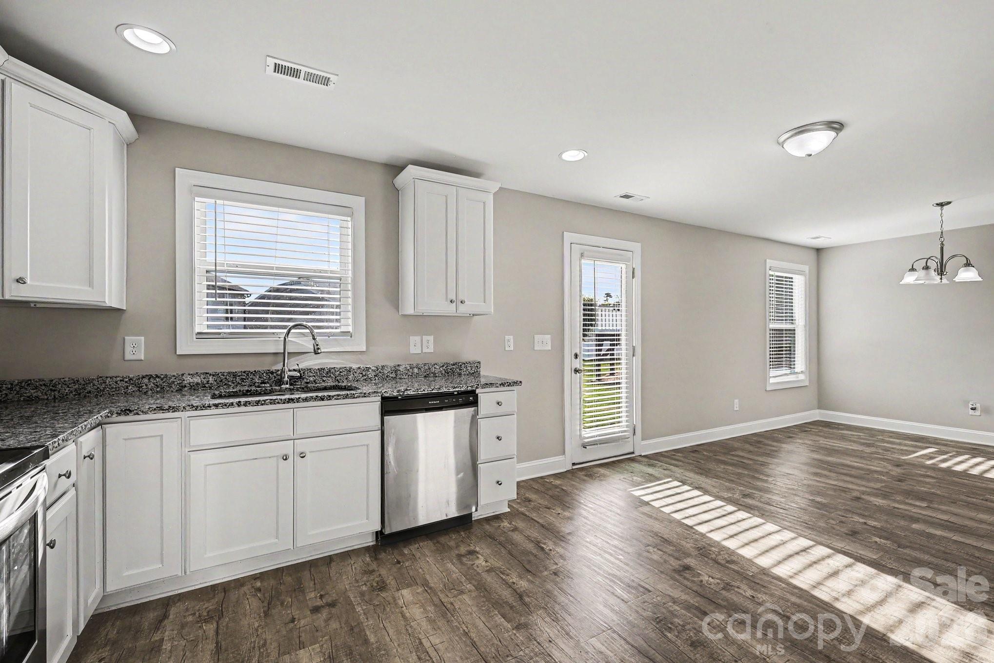 1573 Mayfair Drive — Conover