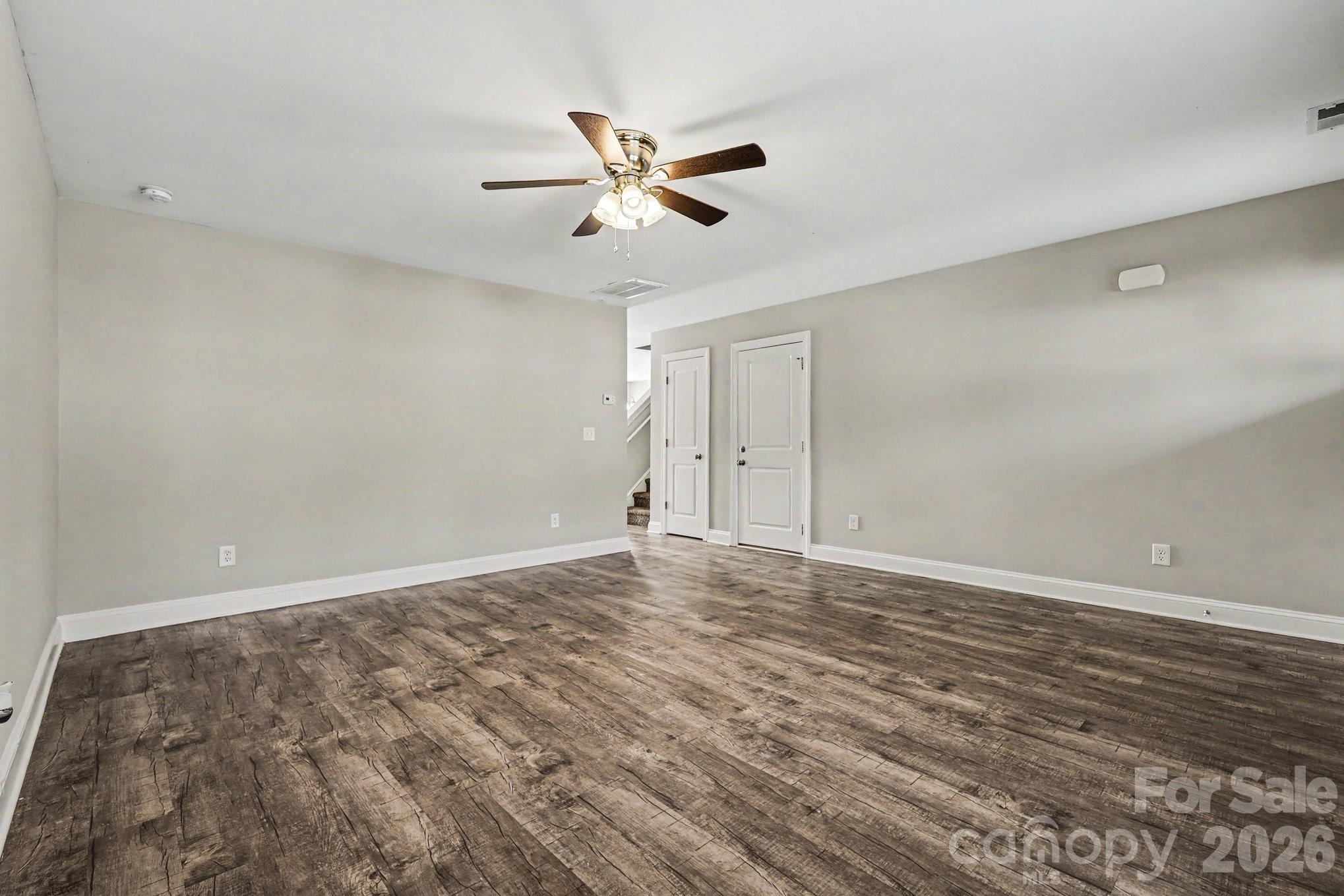 1573 Mayfair Drive — Conover
