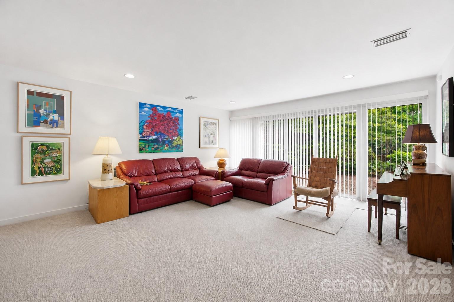 515 N Poplar Street — Charlotte