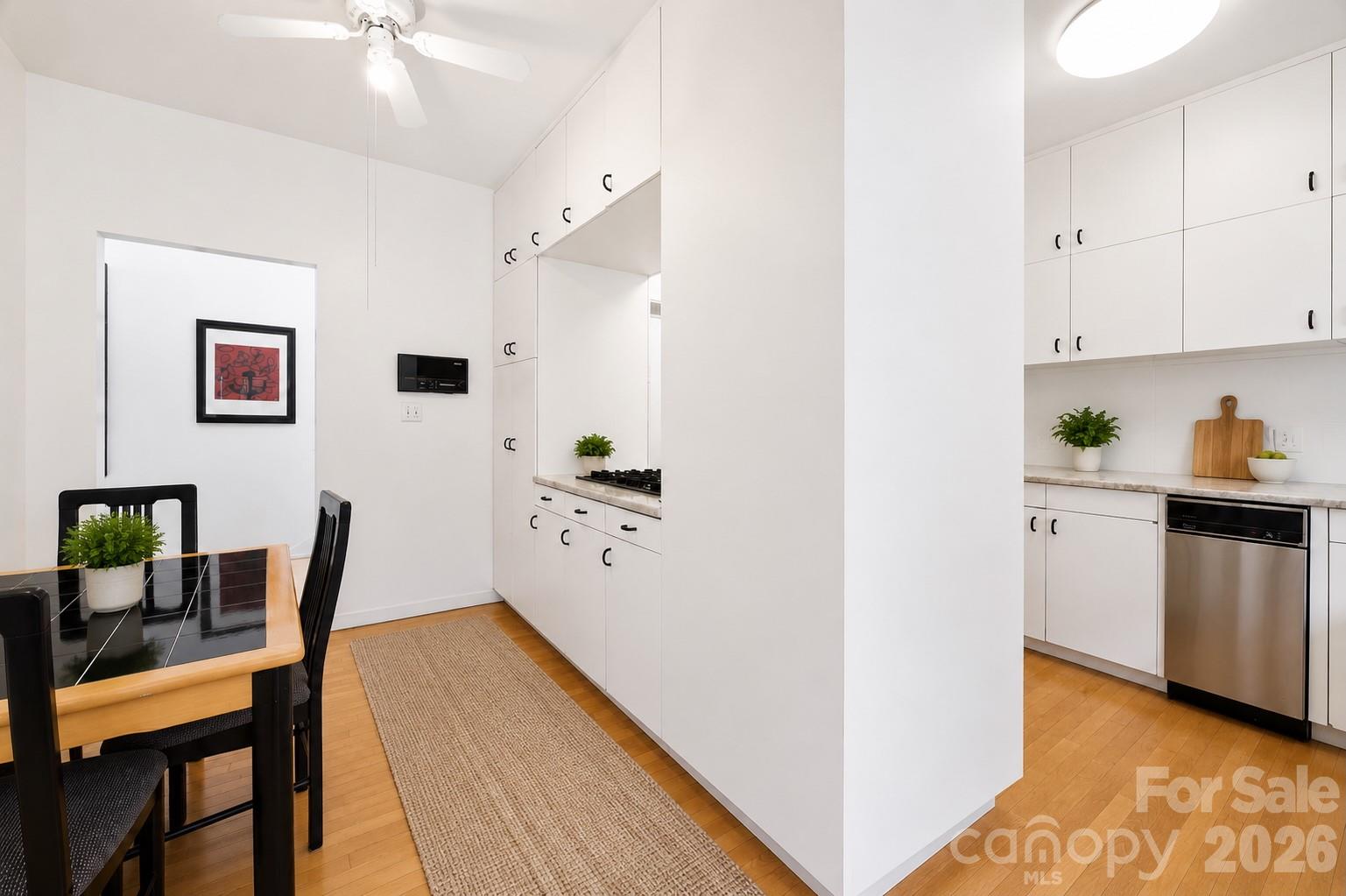 515 N Poplar Street — Charlotte