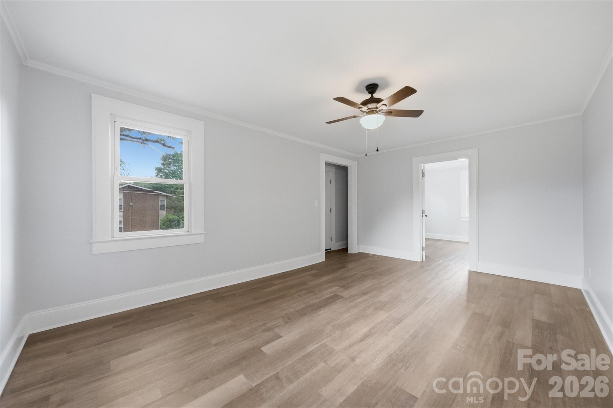 912 S Center Street — Hickory
