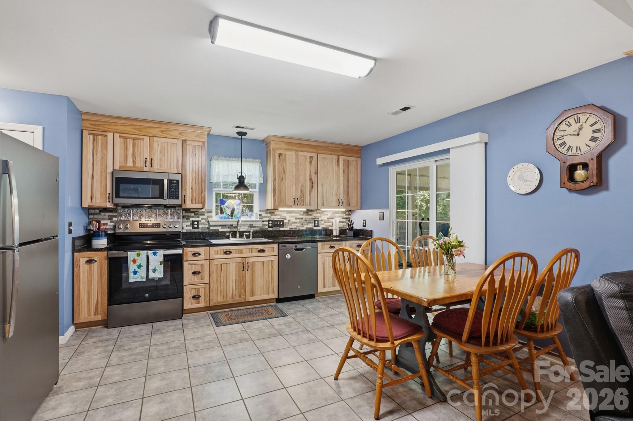 1118 Slate Ridge Road — Matthews