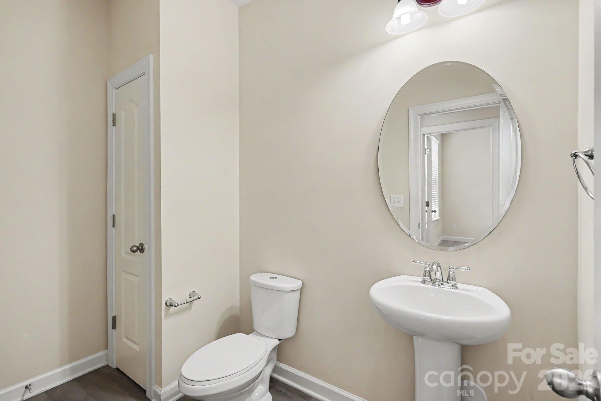 502 Alucio Court — Matthews