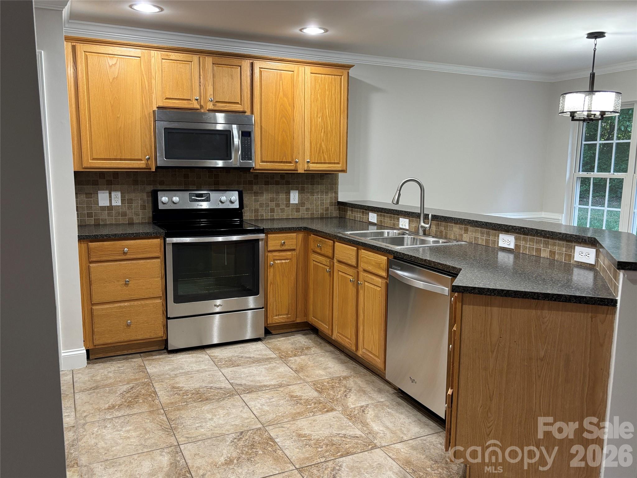 450 Glencrest Drive — Stanley