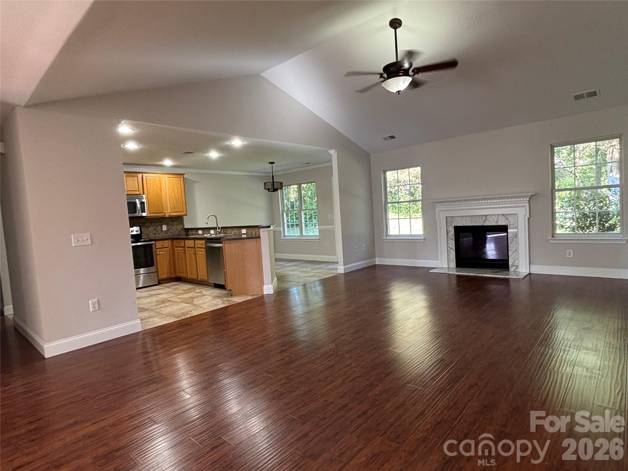 450 Glencrest Drive — Stanley