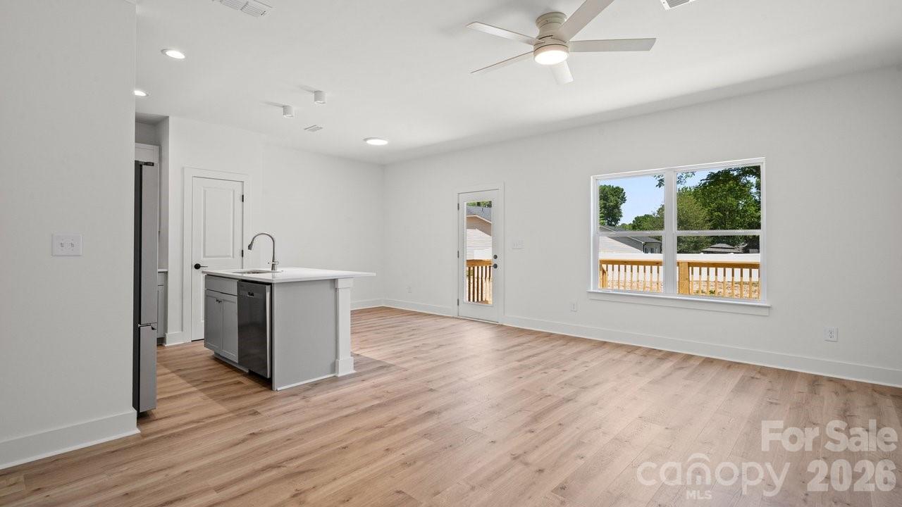 2160 Fieldcrest Avenue — Gastonia