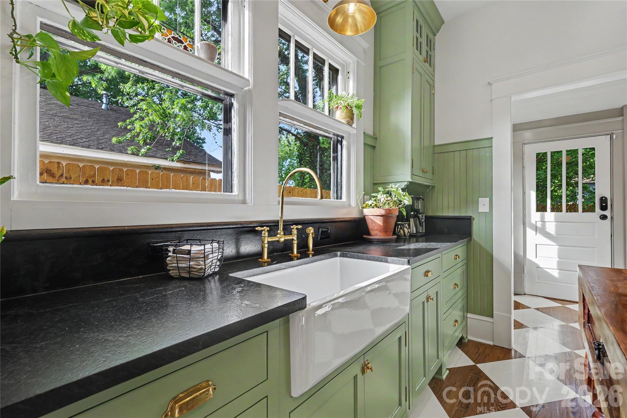 118 E Miller Street — Salisbury