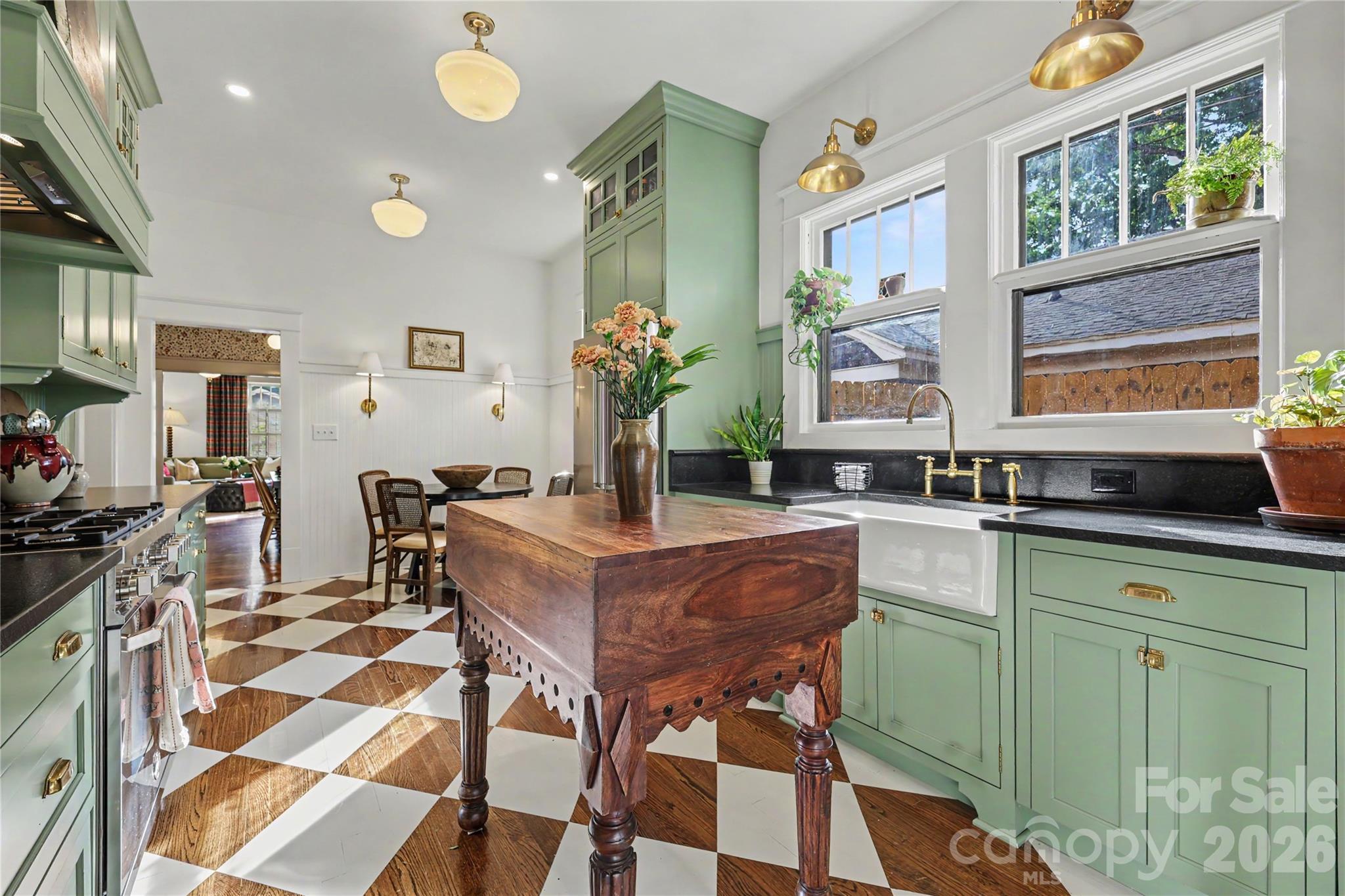 118 E Miller Street — Salisbury