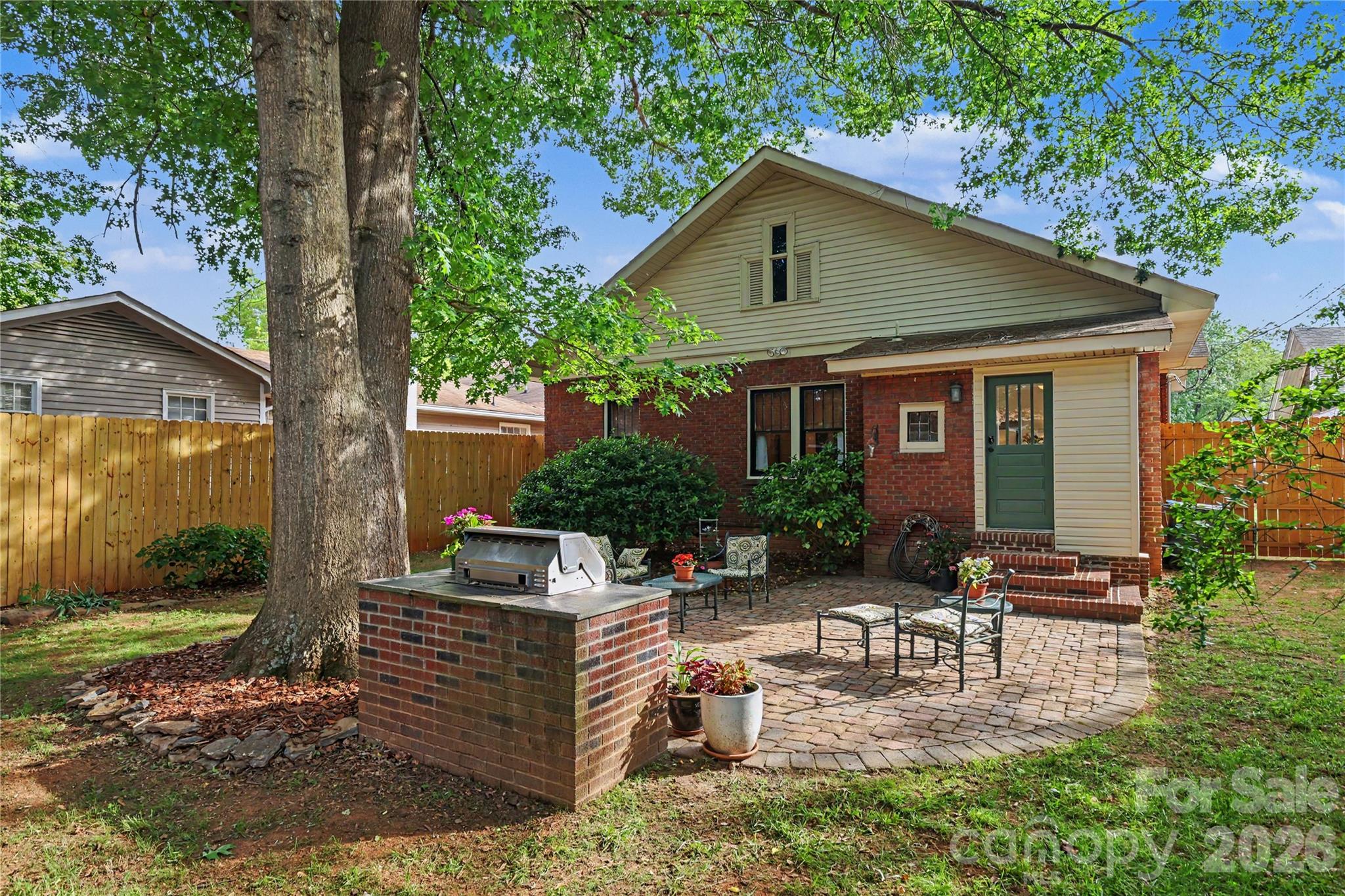 118 E Miller Street — Salisbury