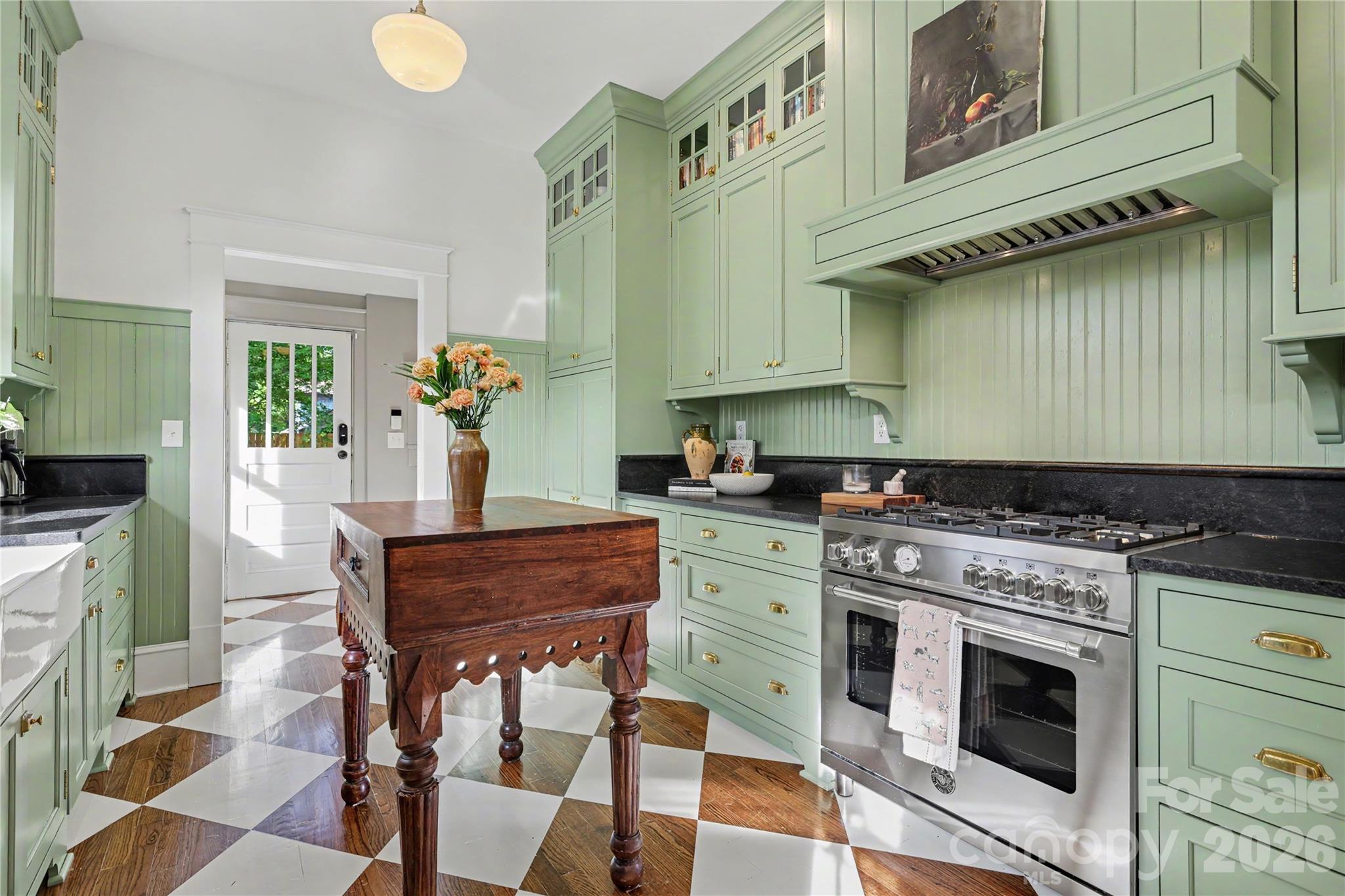 118 E Miller Street — Salisbury