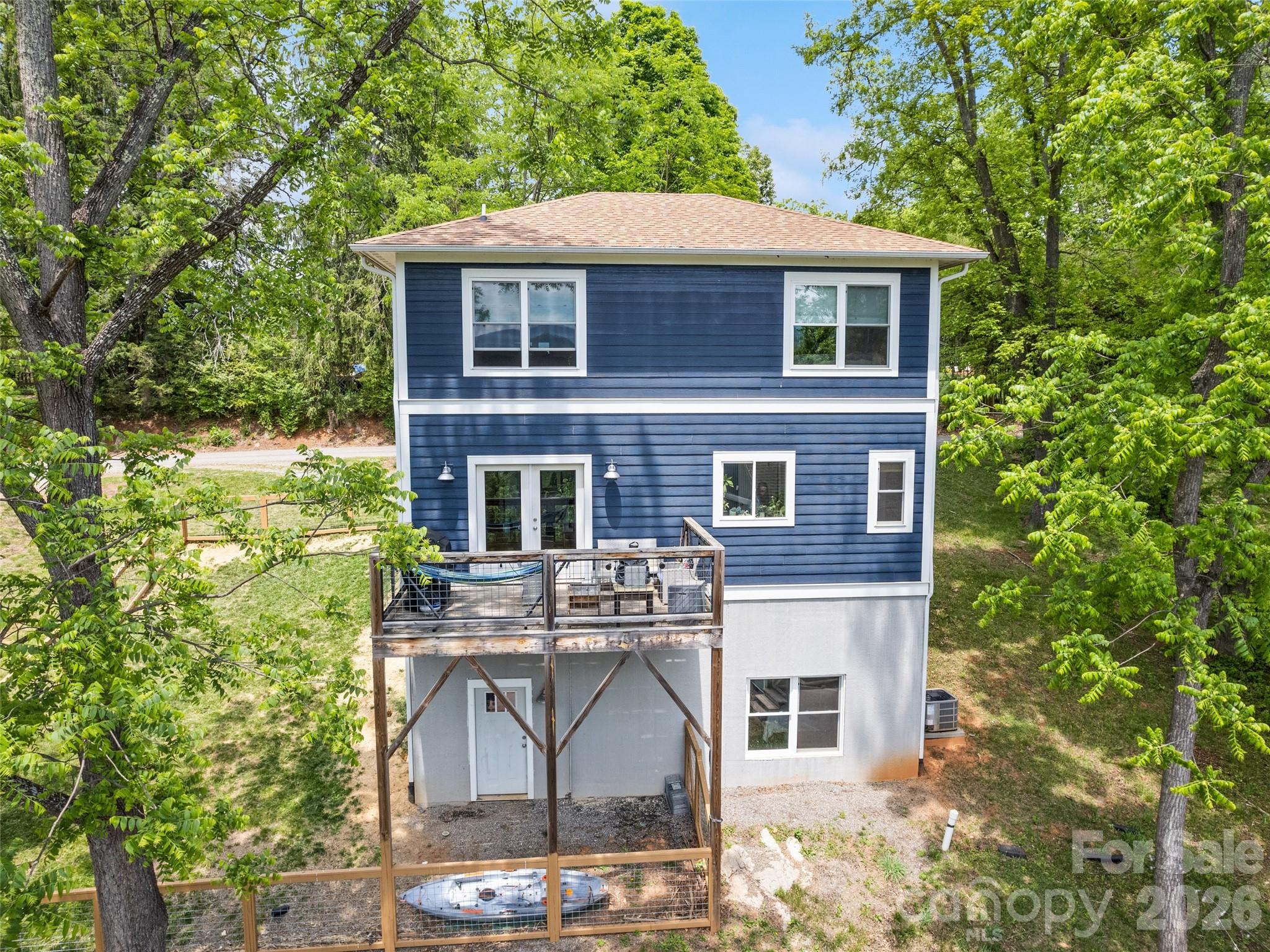 221 Northside Street — Canton