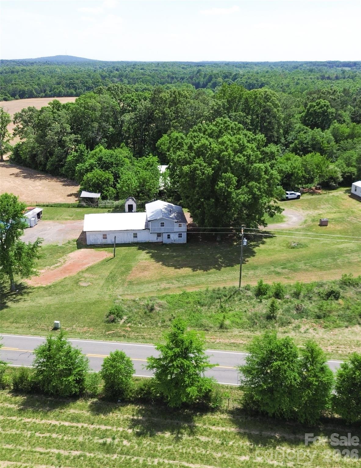 3895 Needmore Road — Woodleaf